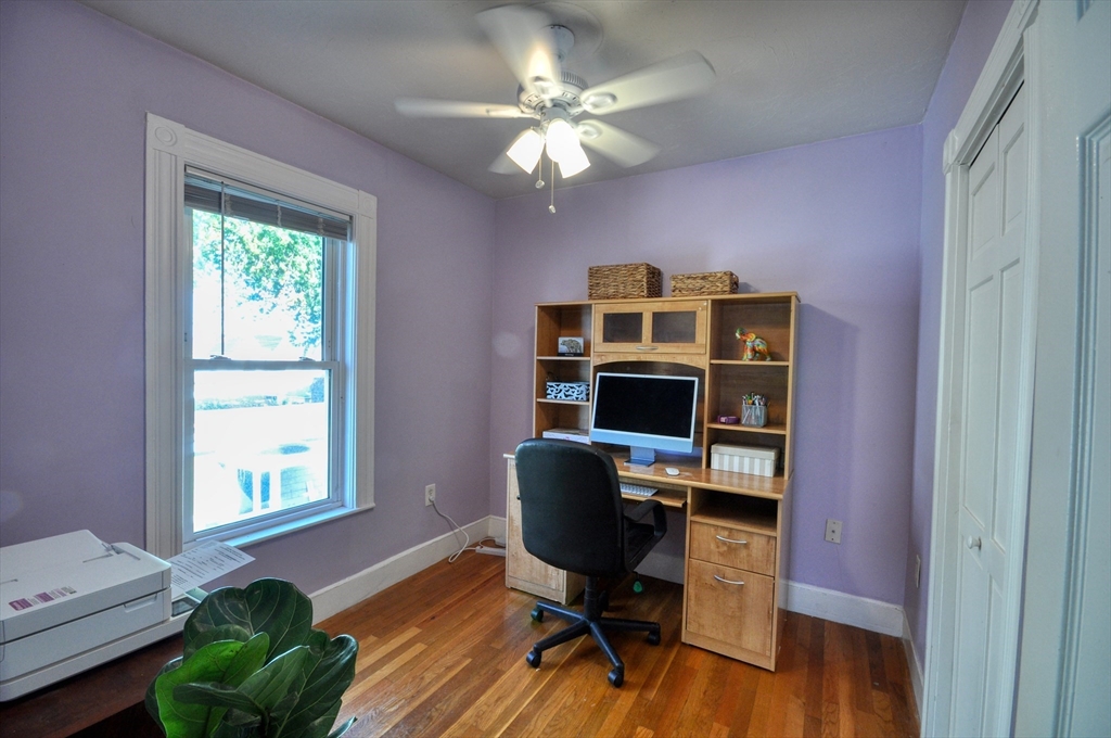 Medford, Massachusetts, 02155, United States, 4 Bedrooms Bedrooms, ,2 BathroomsBathrooms,Residential,For Sale,1980645