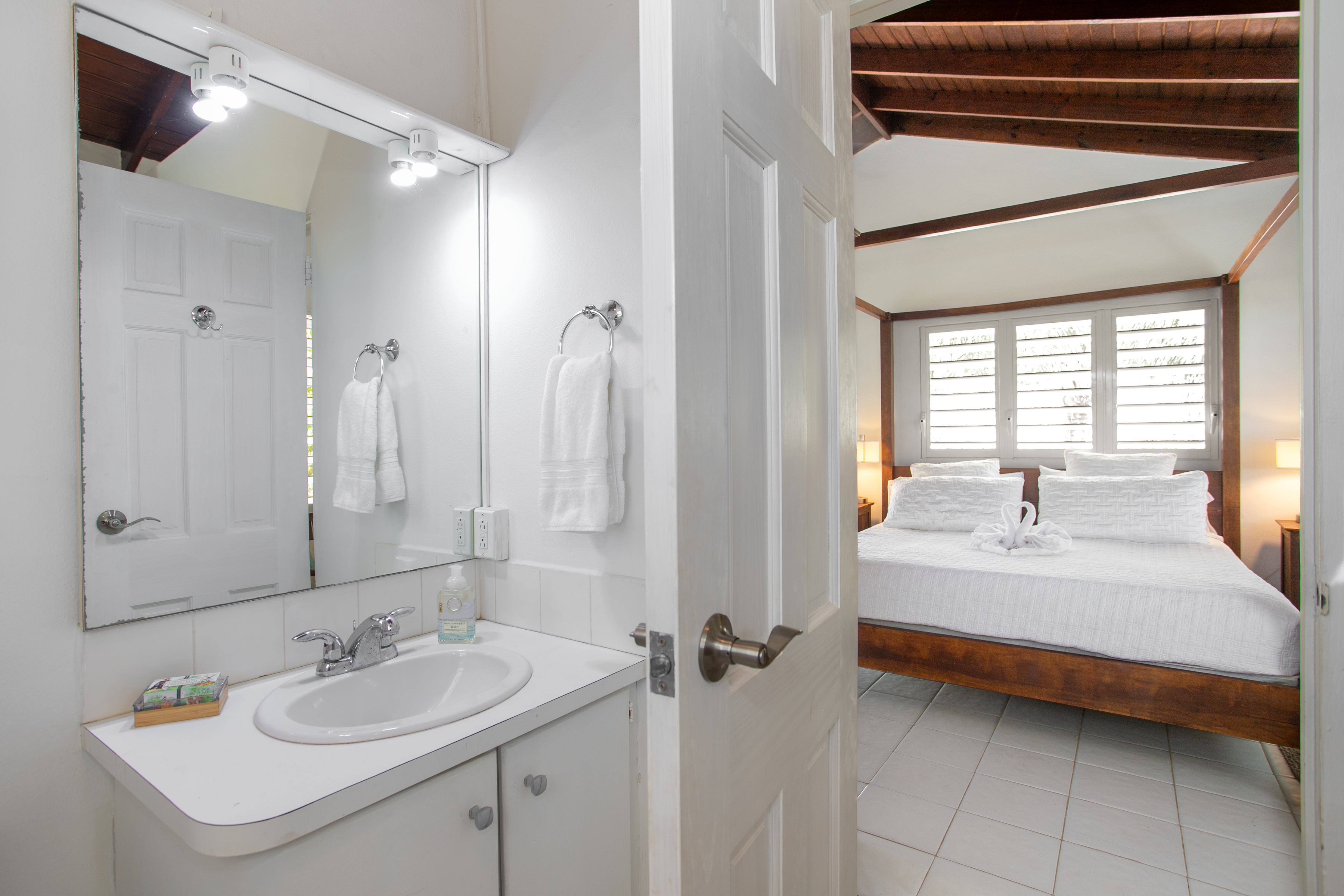  3 Bedroom Ocean View Villa Near Baie Rouge Beach - 物件實景