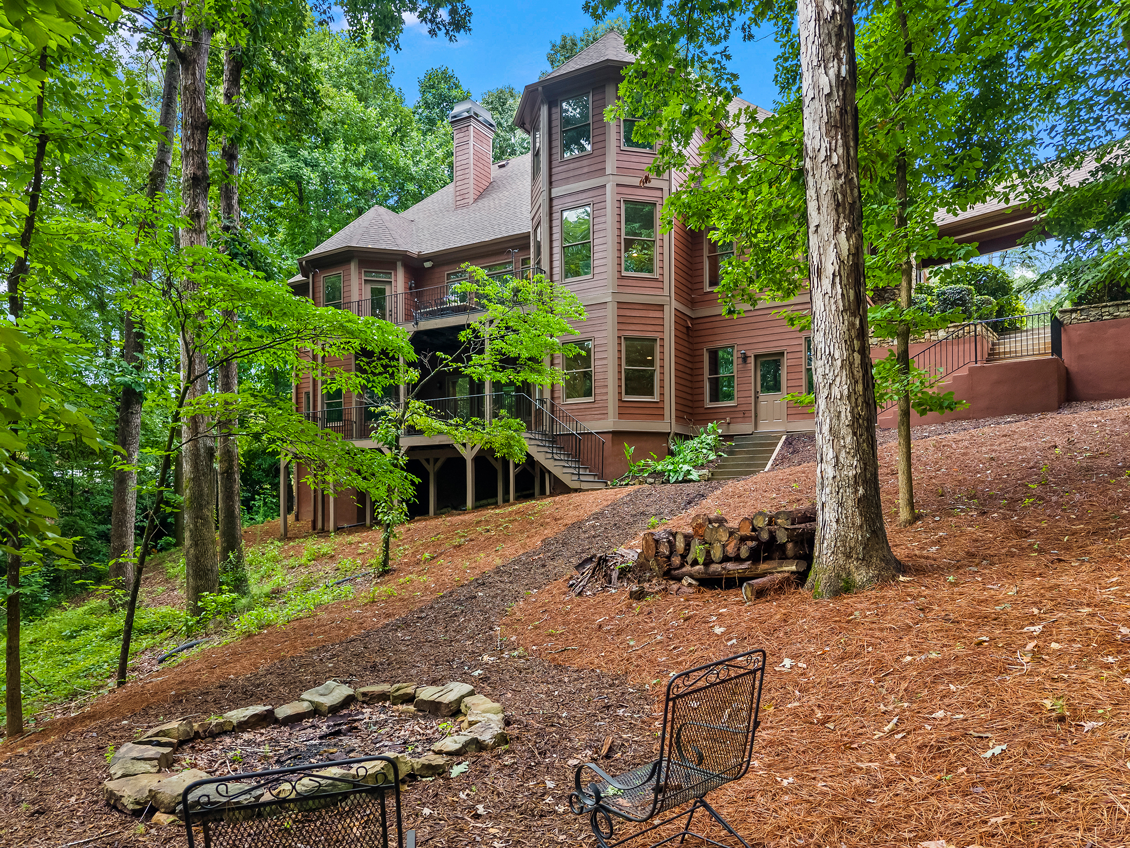 Timeless Craftsman Luxury with Unmatched Privacy in West Cobb - 物件實景
