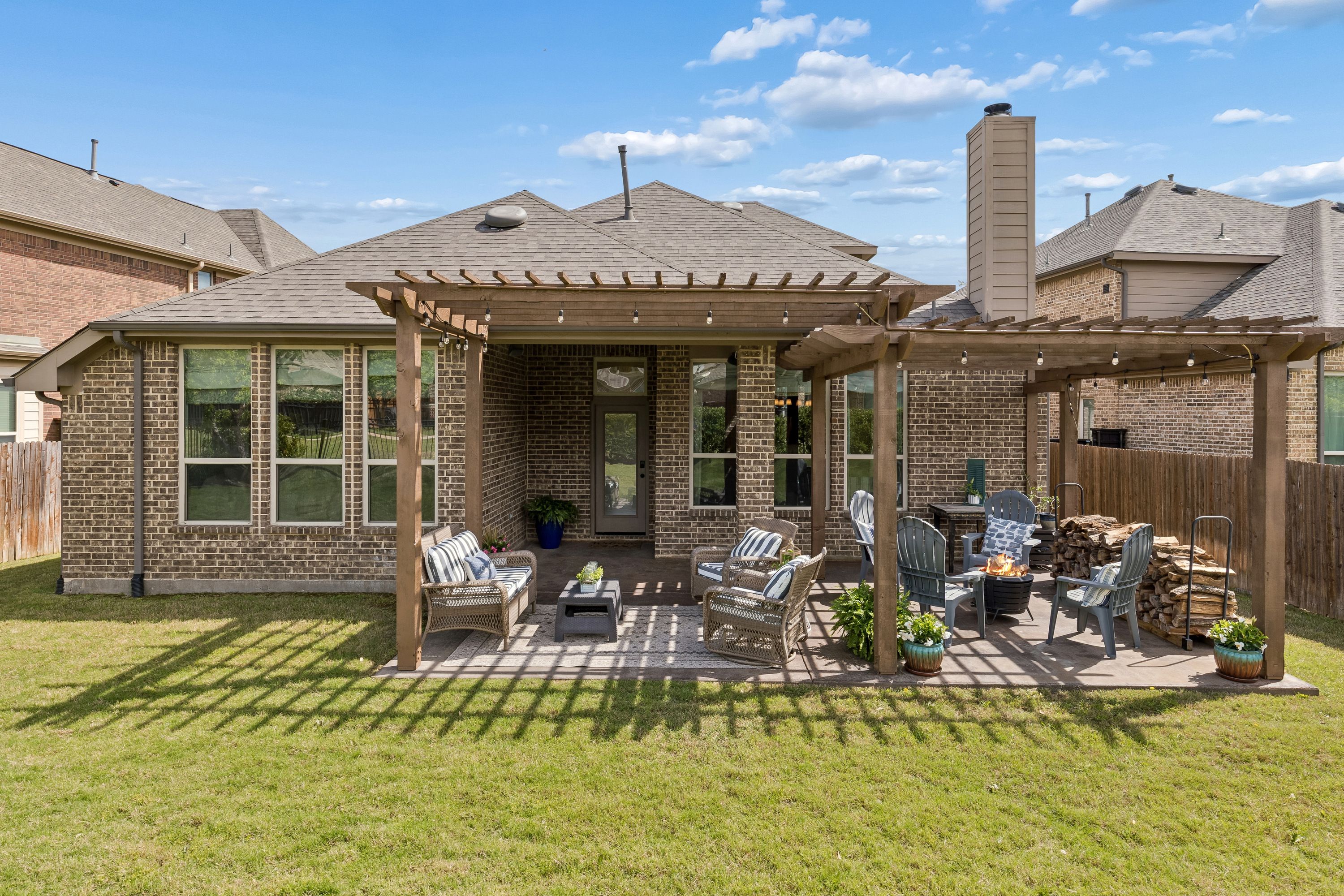  A Home That Connects You to Trail, Nature, and Everyday Ease - 物件實景