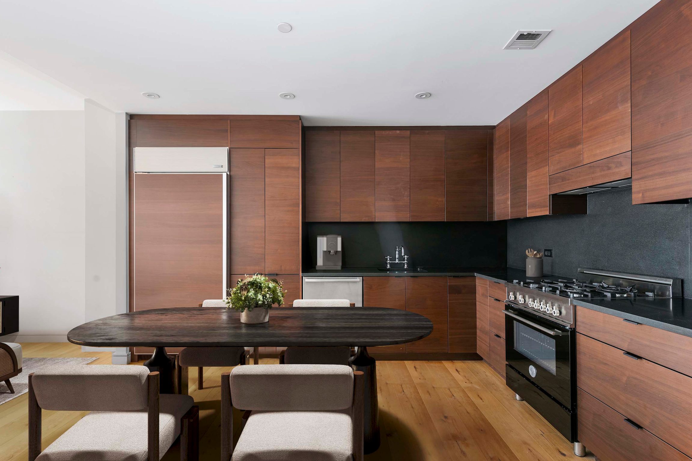  Two Bedroom Condo in West Chelsea - 物件實景