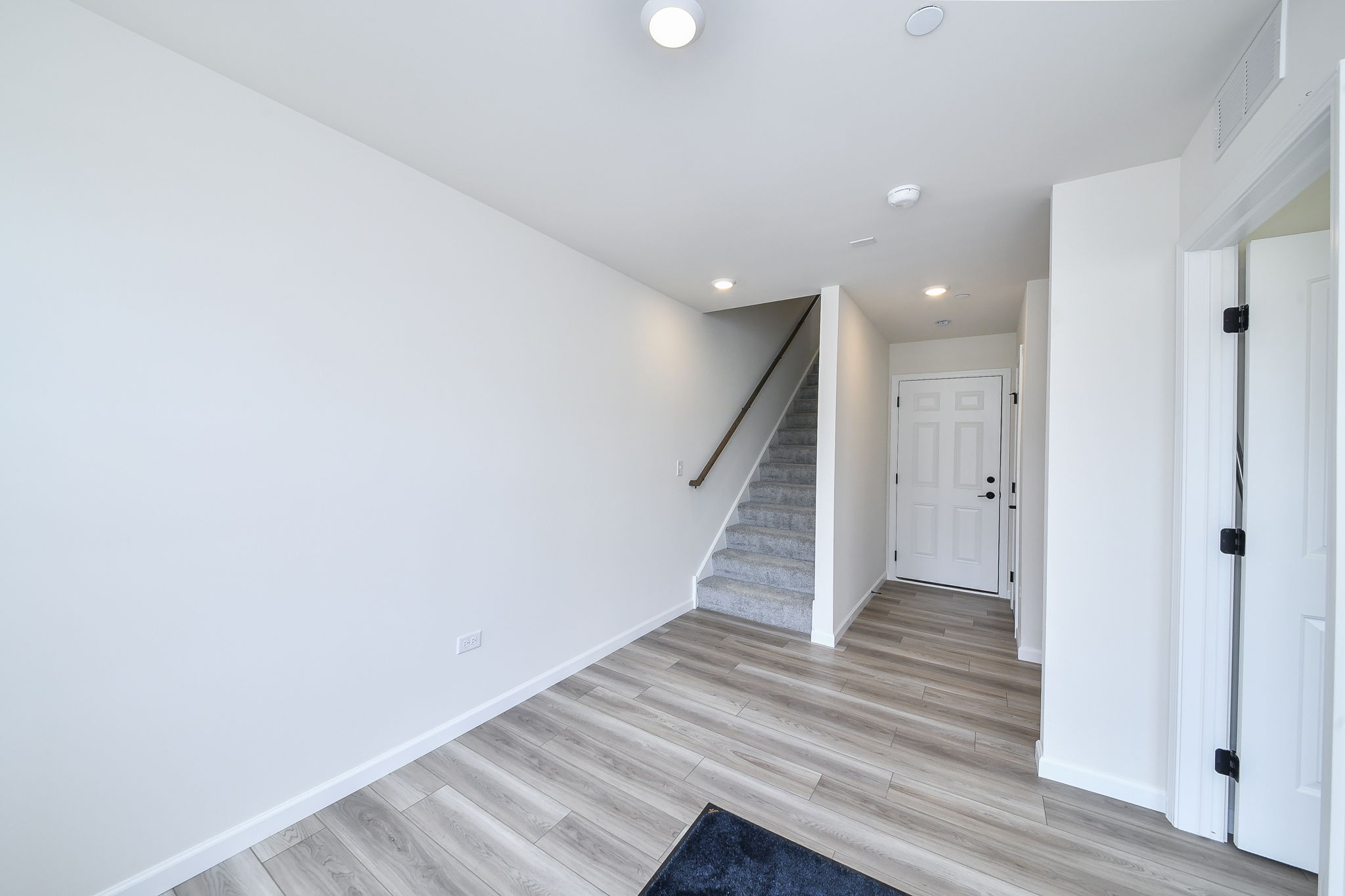  An Enclave of Only 65 New Construction Homes in the Heart of Naperville - 物件實景
