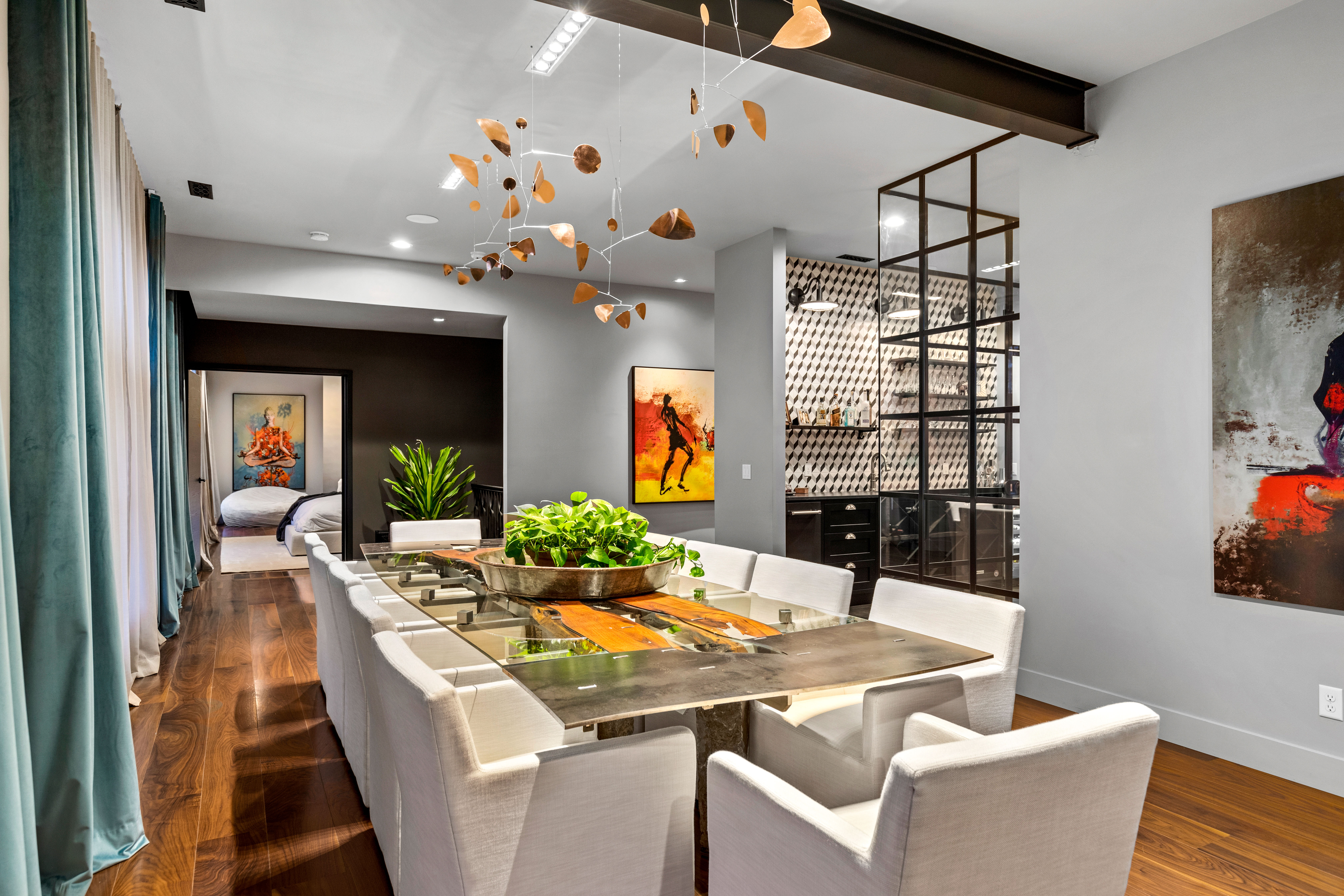  Discover this stunning & highly desirable property in the heart of the CWE - 物件實景