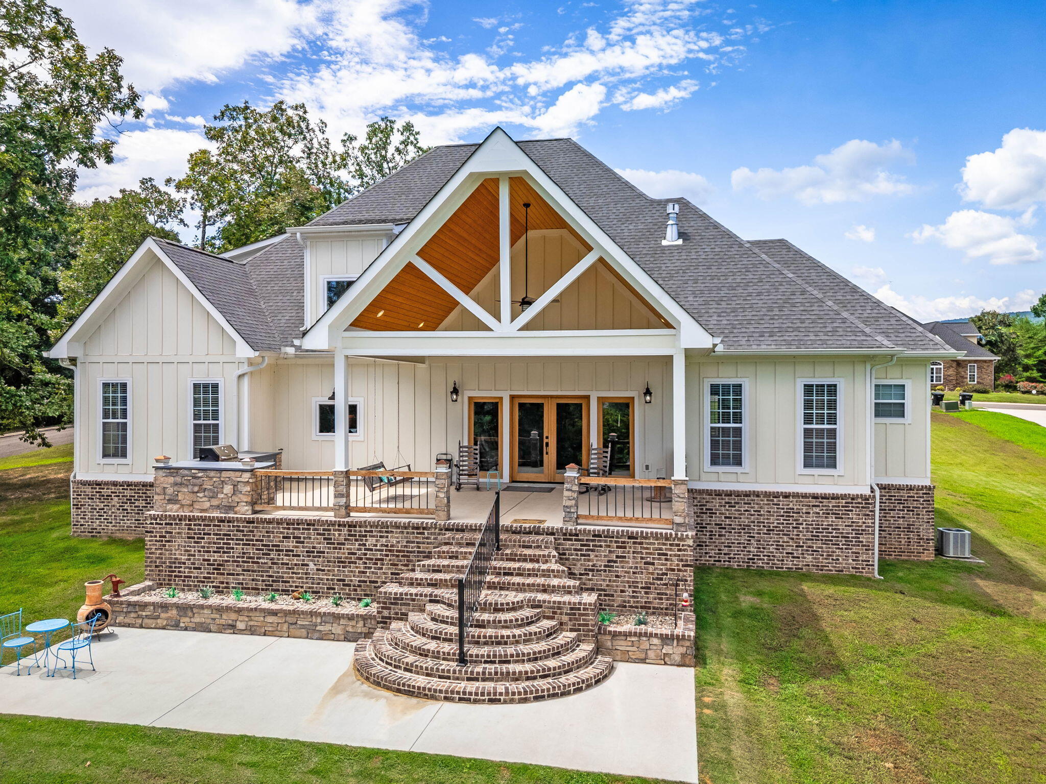 Dunlap, Tennessee, 37327, United States, 4 Bedrooms Bedrooms, ,4 BathroomsBathrooms,Residential,For Sale,1914662