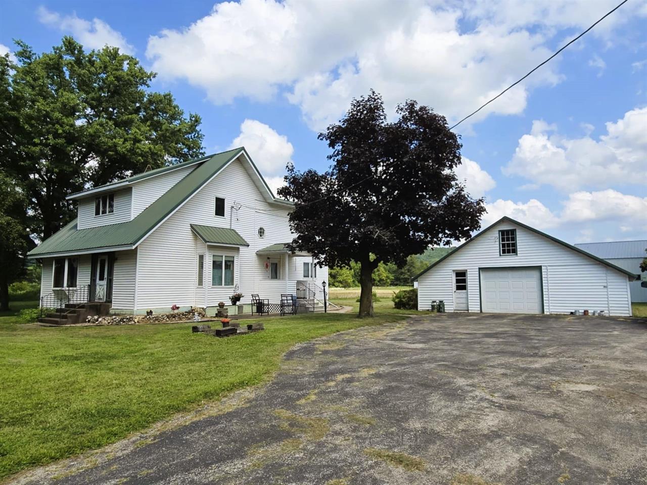 Gays Mills, Wisconsin, 54631, United States, 4 Bedrooms Bedrooms, ,3 BathroomsBathrooms,Residential,For Sale,1914318