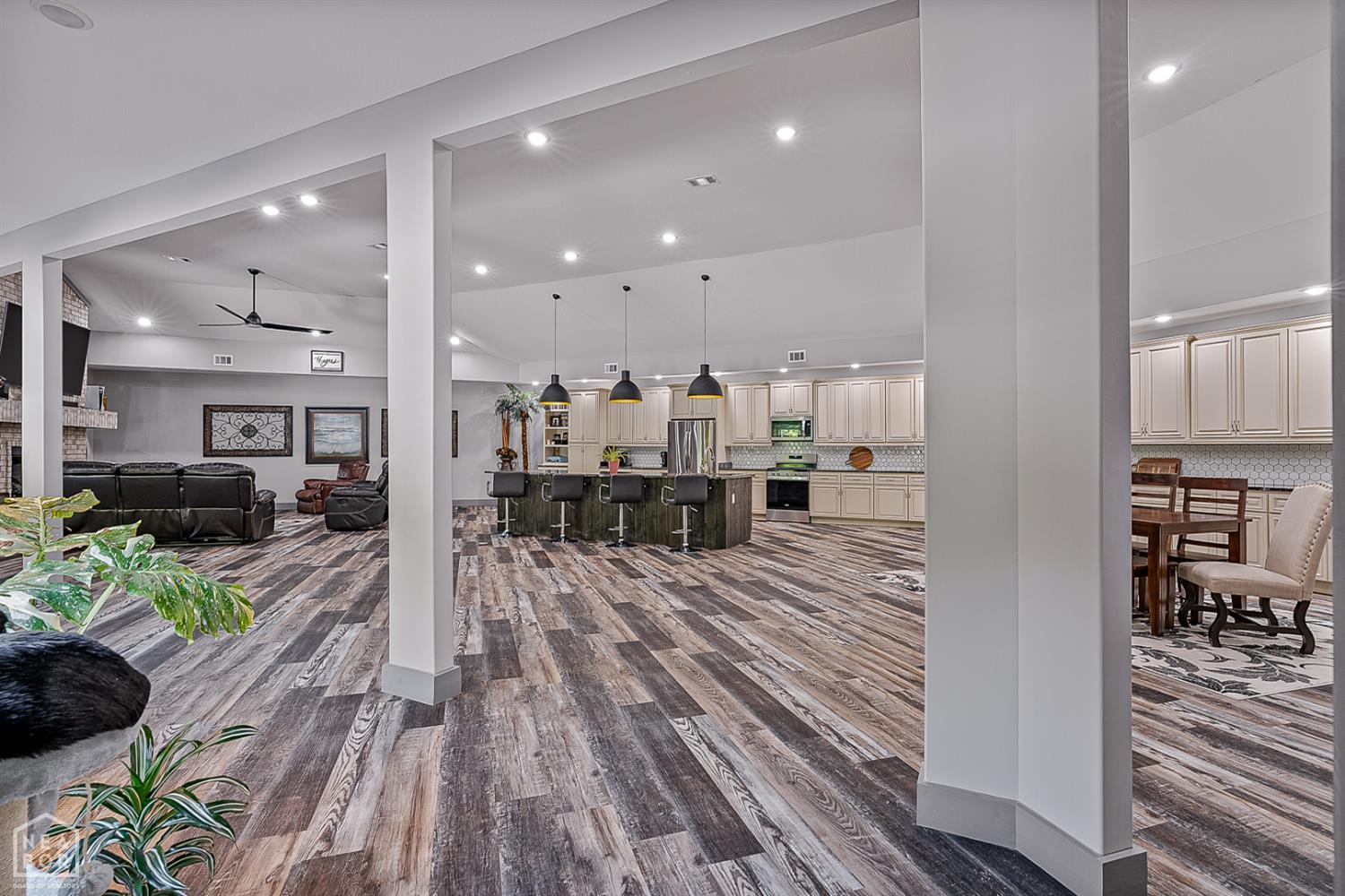 Harrisburg, Arkansas, 72432, United States, 2 Bedrooms Bedrooms, ,2 BathroomsBathrooms,Residential,For Sale,1978199