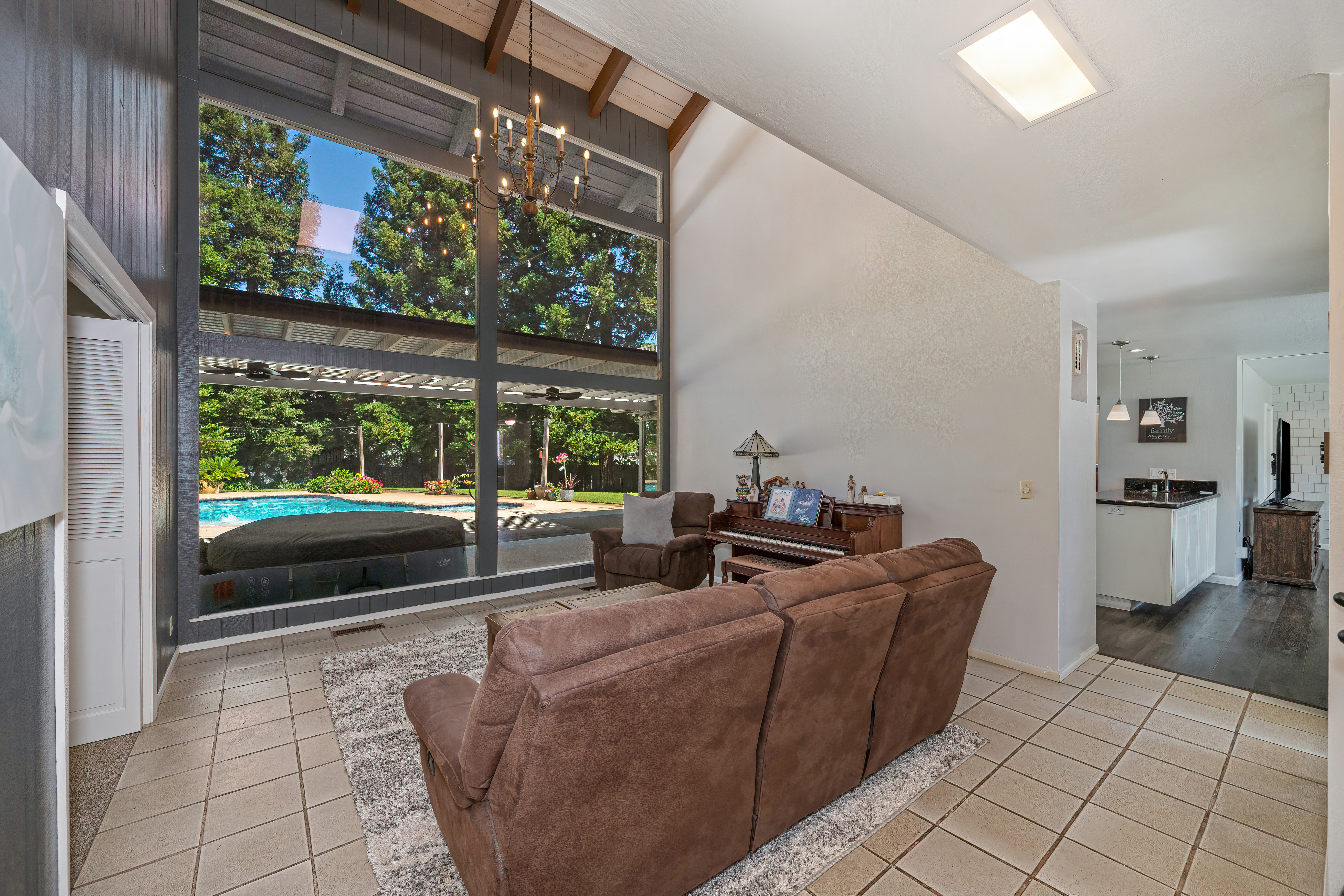  801 Sherwood Drive, Yuba City, CA 95991 - 物件實景