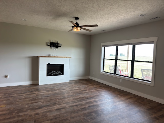 Avon, South Dakota, 57315, United States, 3 Bedrooms Bedrooms, ,3 BathroomsBathrooms,Residential,For Sale,1943901