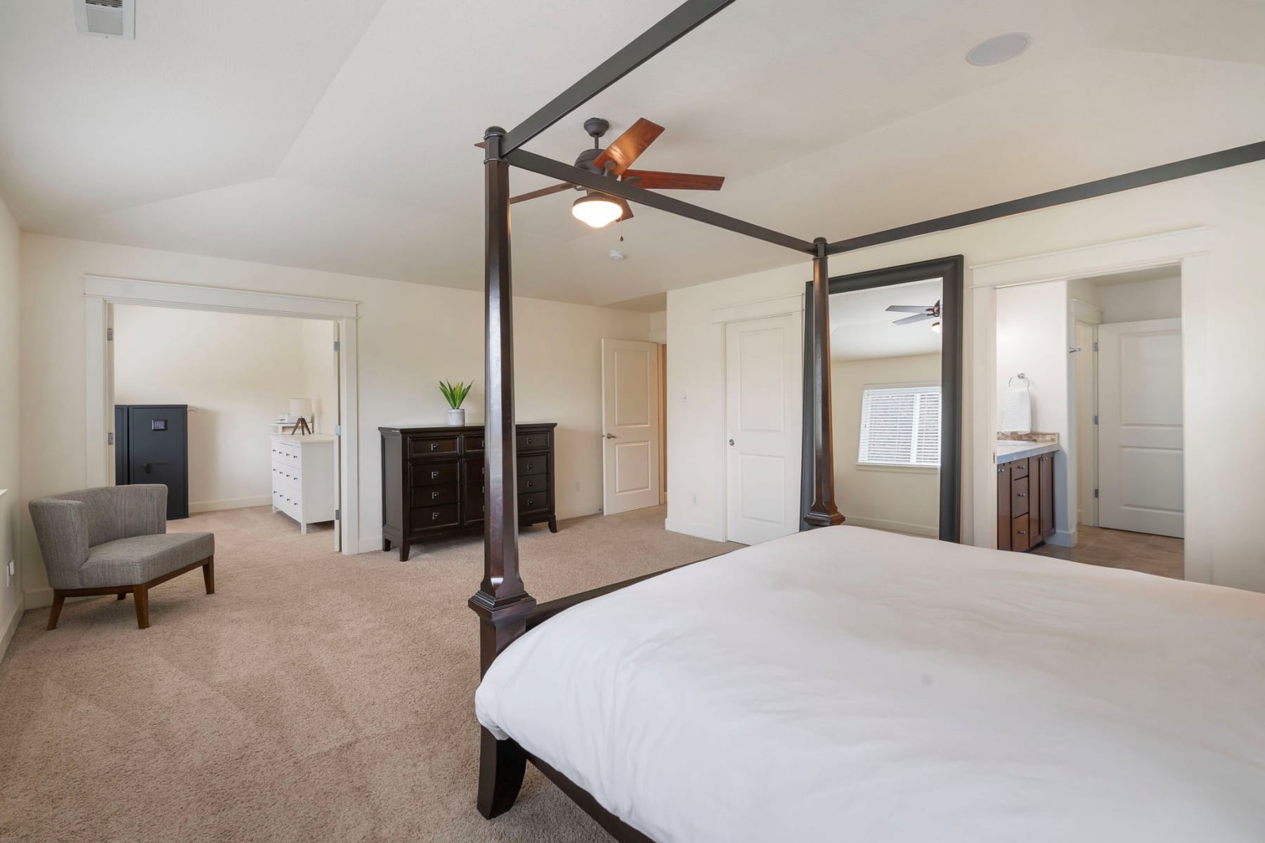  19329 SE 14TH WAY Camas, WA 98607 - 物件實景