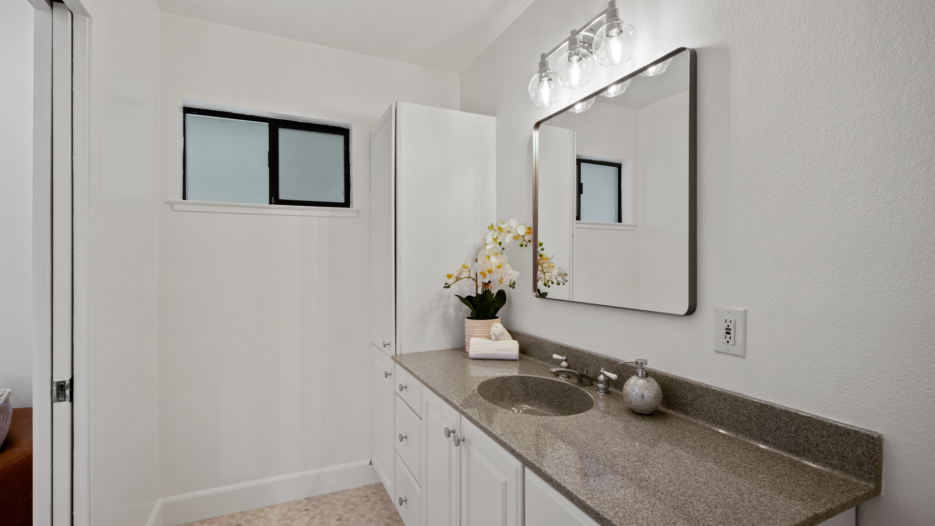  Expanded Single Story Home in Desirable Southern Novato - 物件實景