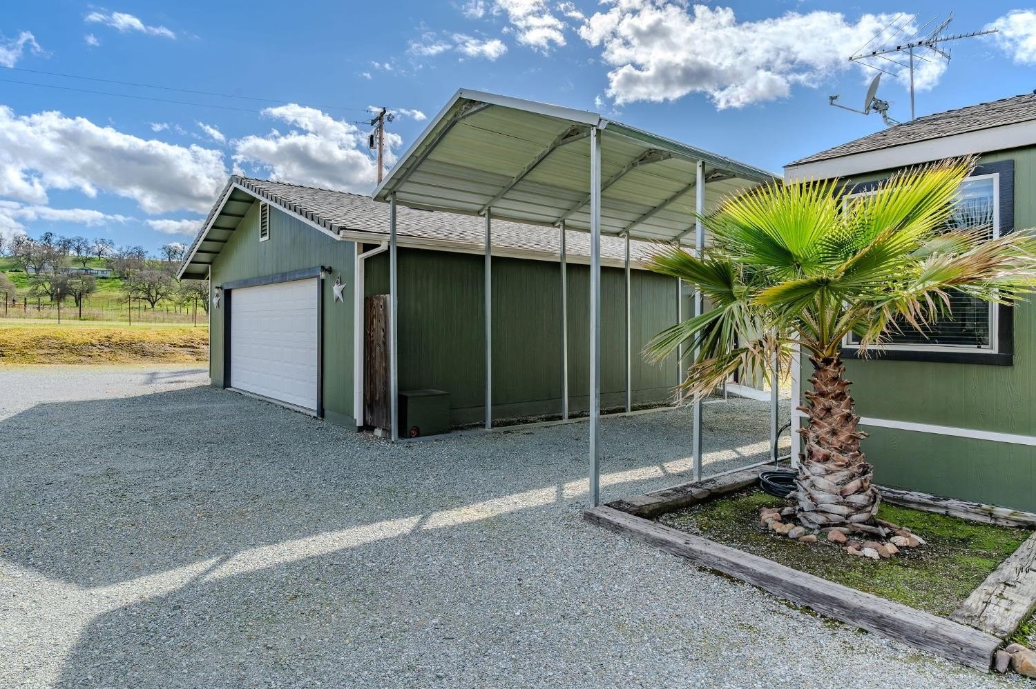 Valley Springs, California, 95252, United States, 5 Bedrooms Bedrooms, ,4 BathroomsBathrooms,Residential,For Sale,1724750
