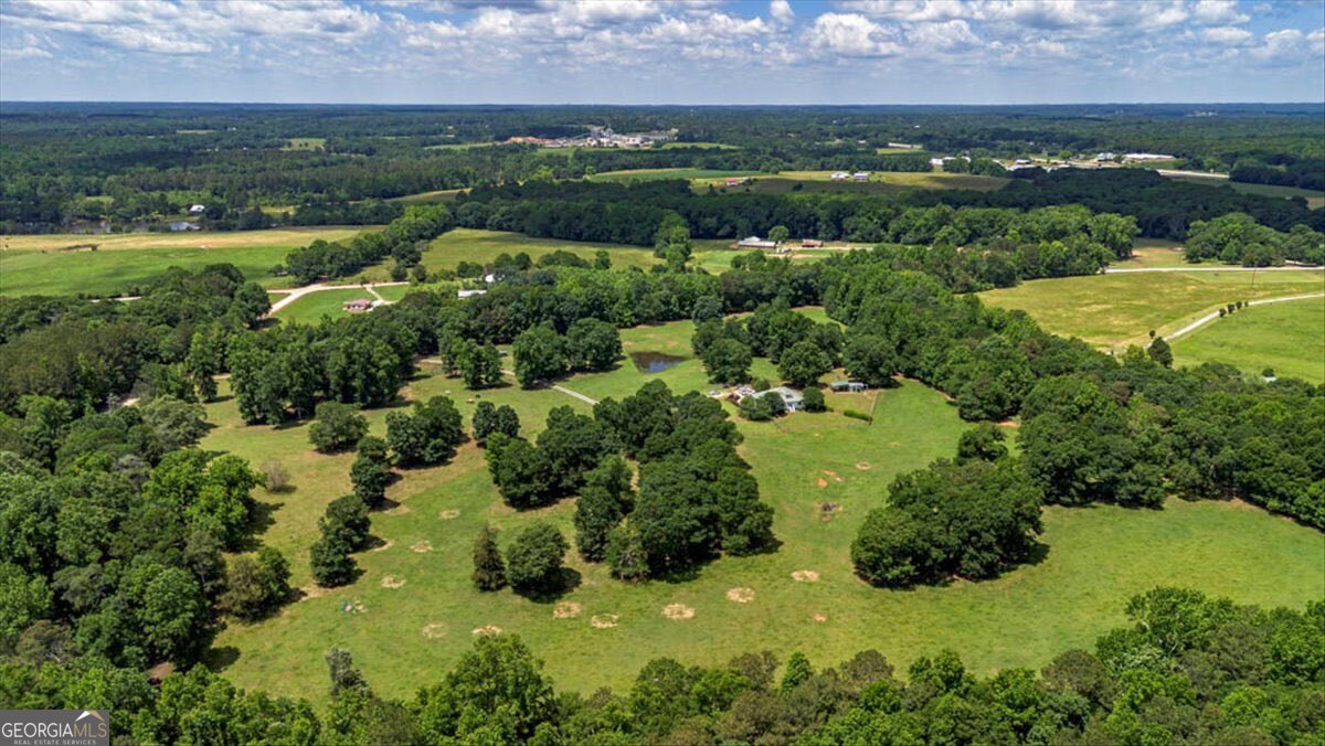 Colbert, Georgia, 30628, United States, 2 Bedrooms Bedrooms, ,2 BathroomsBathrooms,Residential,For Sale,1827450