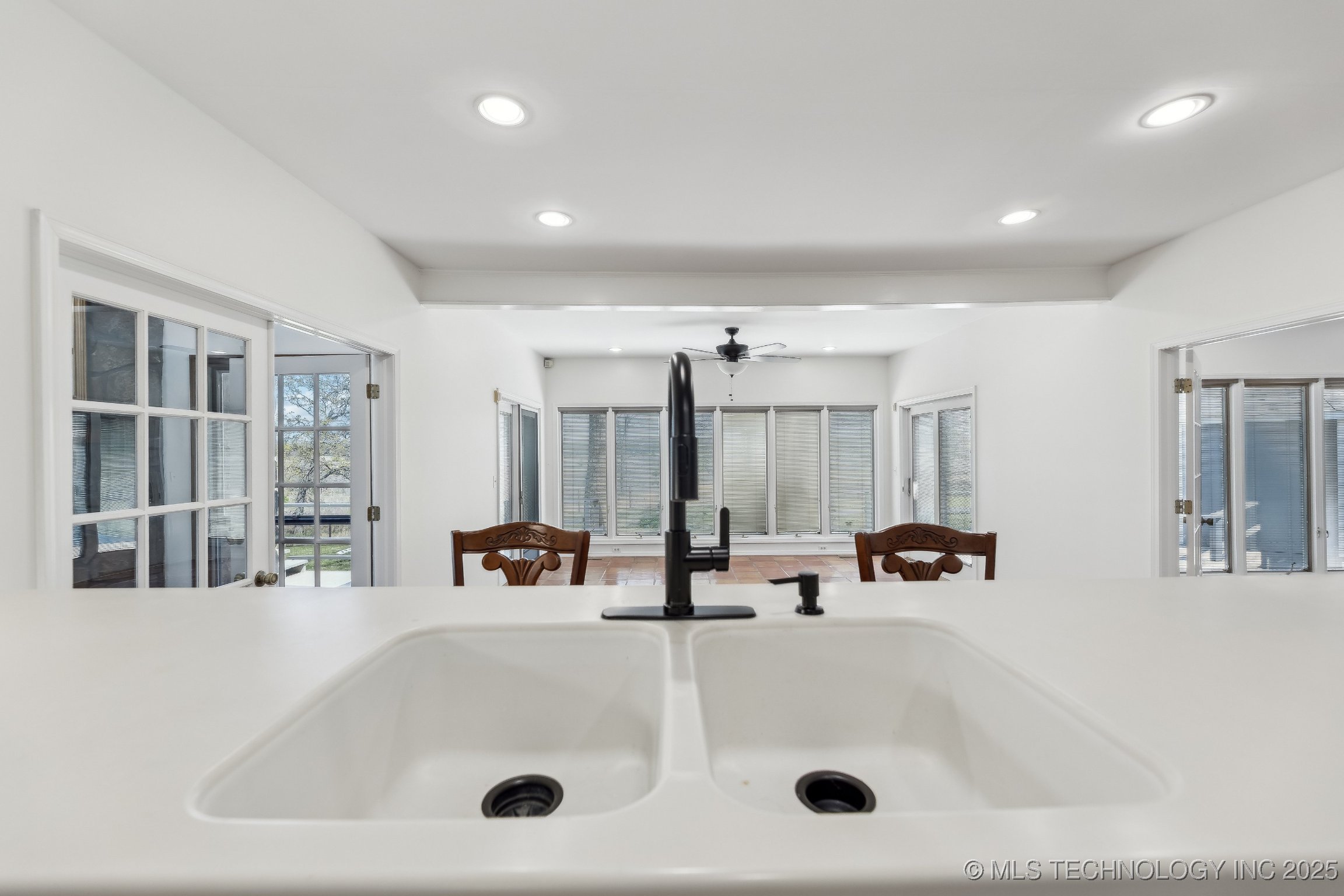 Sand Springs, Oklahoma, 74063, United States, 3 Bedrooms Bedrooms, ,3 BathroomsBathrooms,Residential,For Sale,1901465