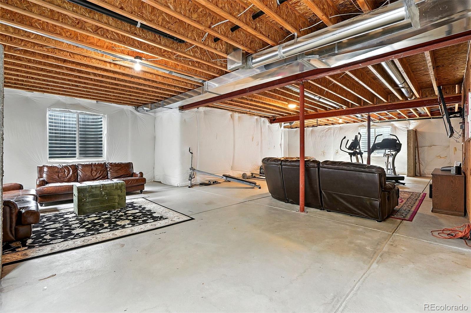 Thornton, Colorado, 80602, United States, 3 Bedrooms Bedrooms, ,2 BathroomsBathrooms,Residential,For Sale,1913766