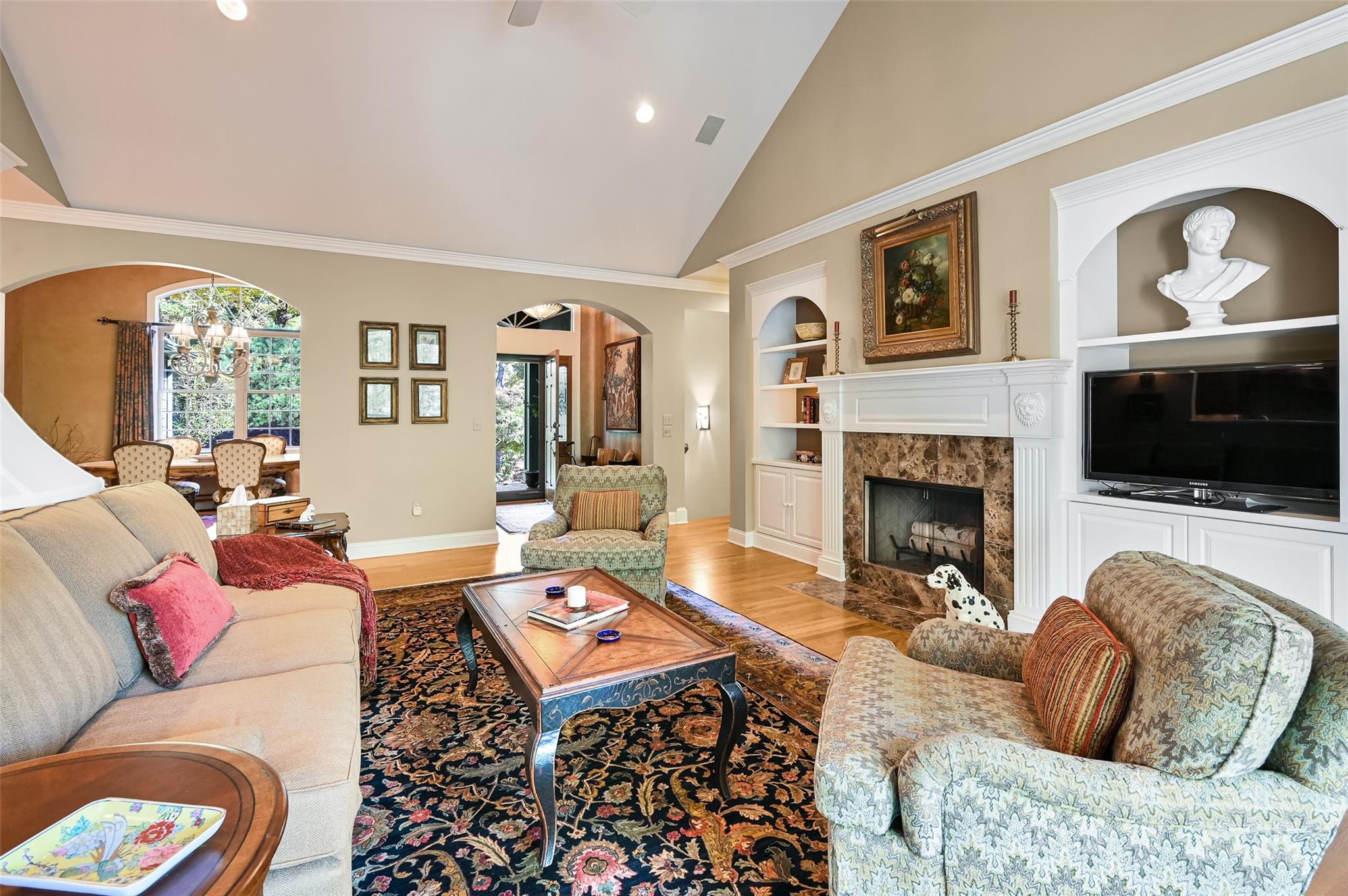 Hendersonville, North Carolina, 28739, United States, 4 Bedrooms Bedrooms, ,3 BathroomsBathrooms,Residential,For Sale,1992050