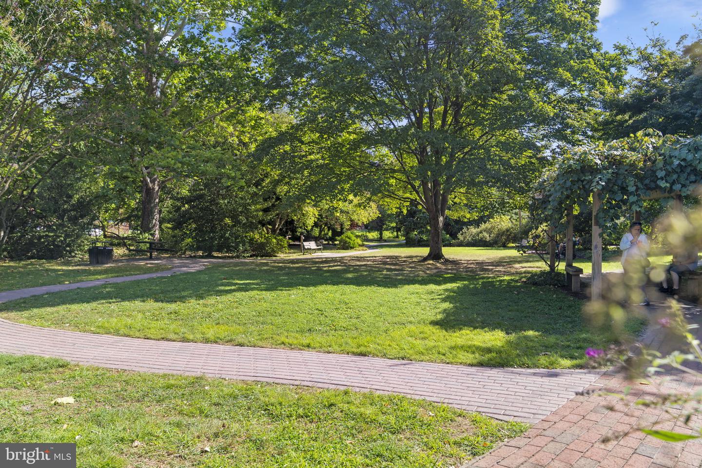 Kensington, Maryland, 20895, United States, 3 Bedrooms Bedrooms, ,2 BathroomsBathrooms,Residential,For Sale,1999038