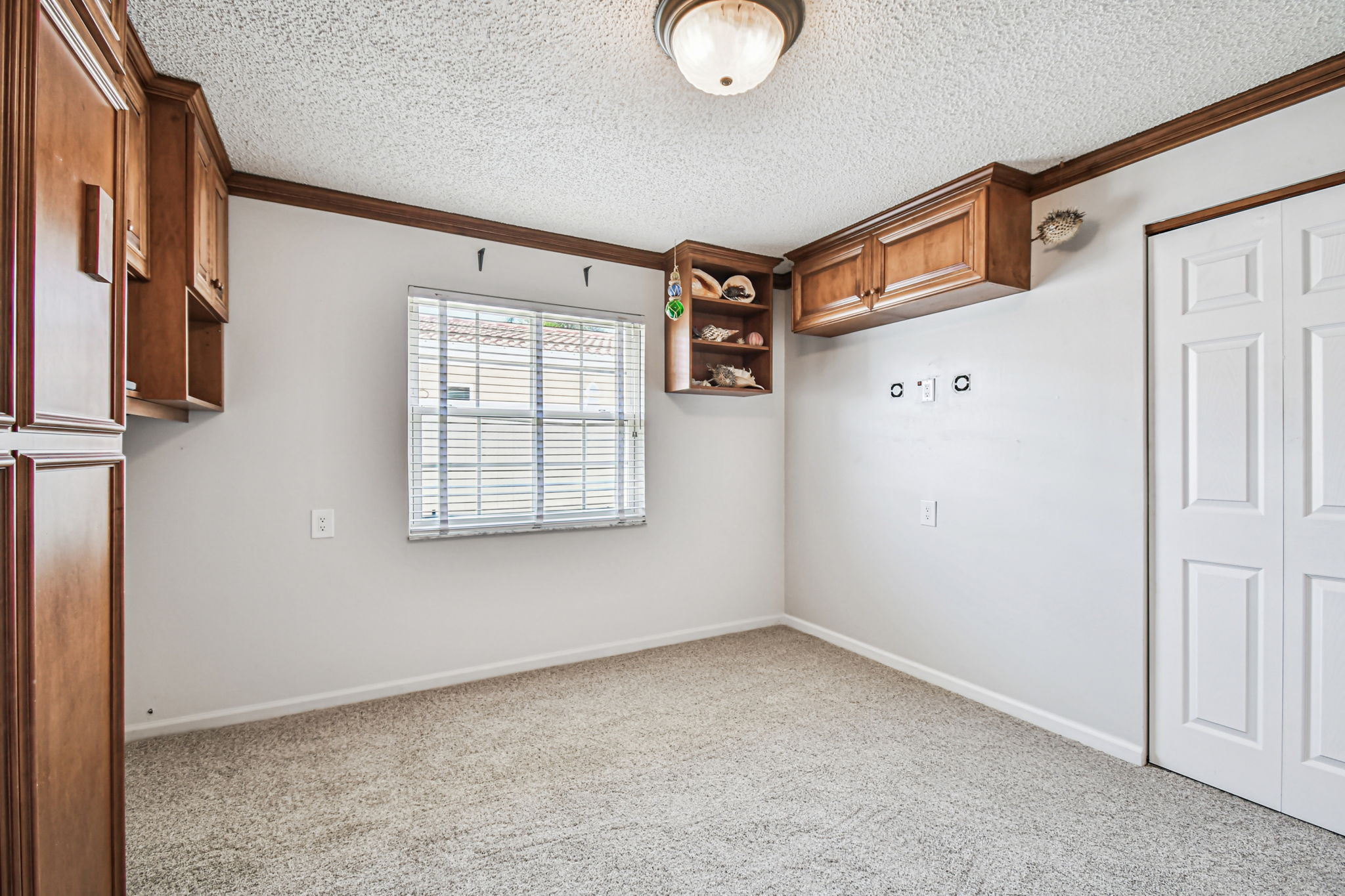 Madeira Beach, Florida, 33708, United States, 4 Bedrooms Bedrooms, ,2 BathroomsBathrooms,Residential,For Sale,2005483