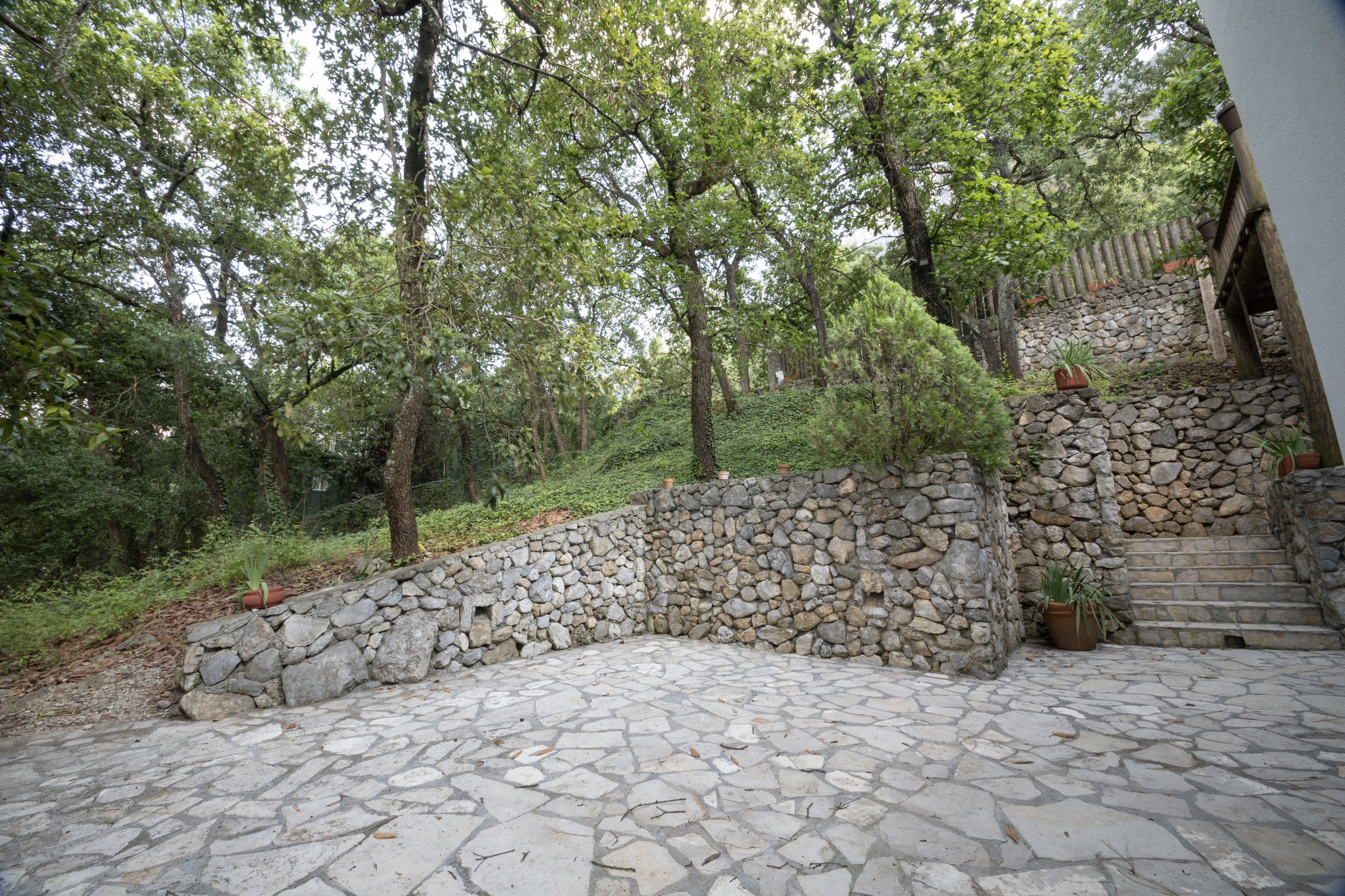  Architectural Residence with Private Gardens and Terraces - 物件實景