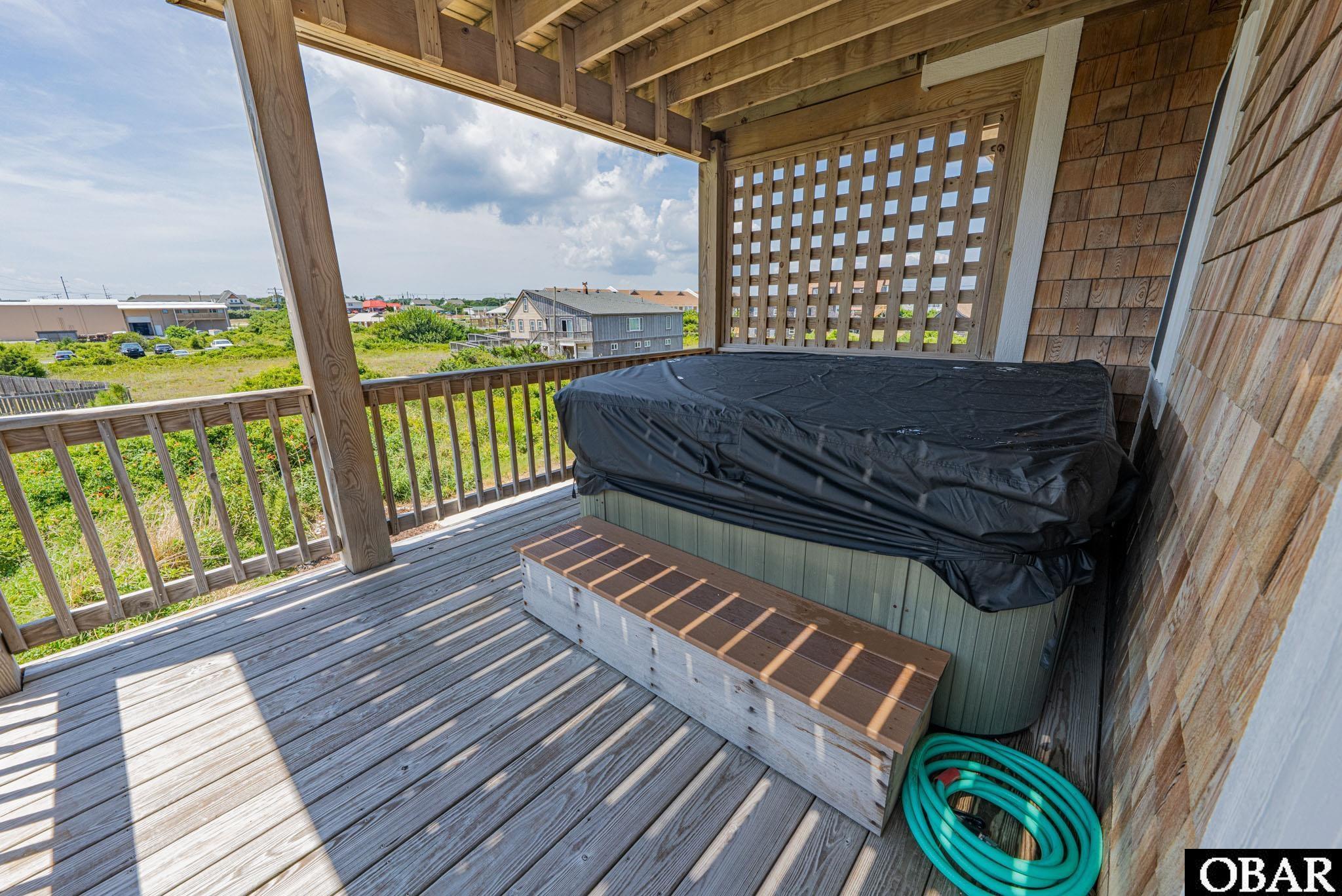Kitty Hawk, North Carolina, 27949, United States, 4 Bedrooms Bedrooms, ,4 BathroomsBathrooms,Residential,For Sale,1905904