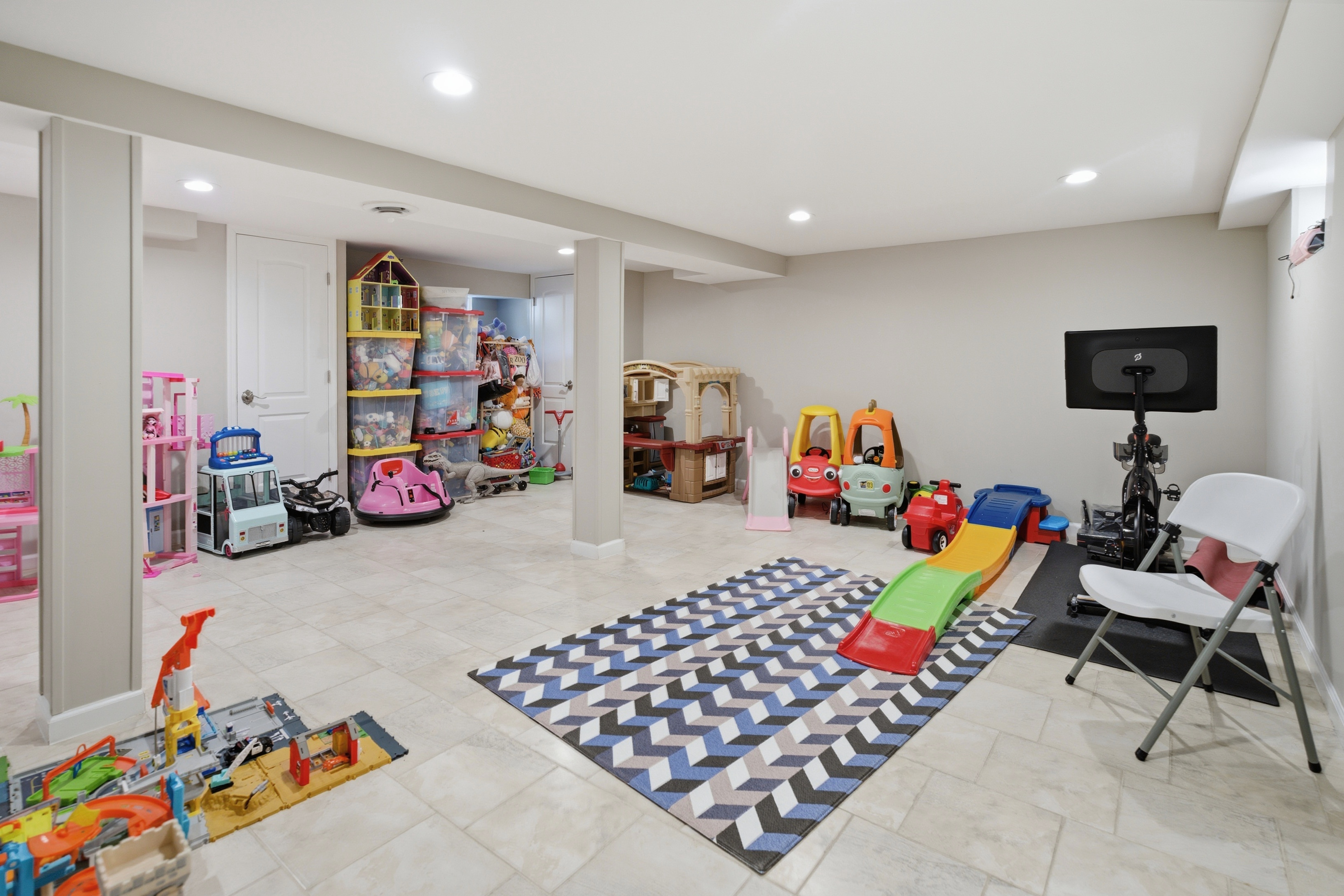  19 Gruber Drive, Glen Cove, NY 11542 - 物件實景