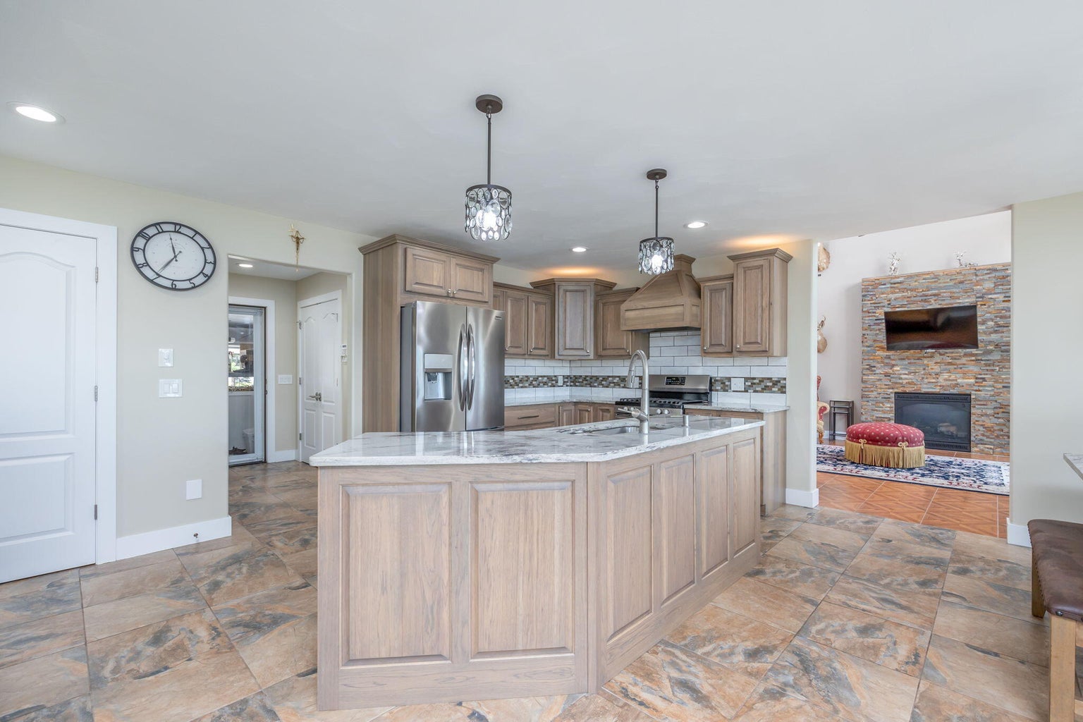 Canadian Lakes, Michigan, 49346, United States, 7 Bedrooms Bedrooms, ,5 BathroomsBathrooms,Residential,For Sale,1765643