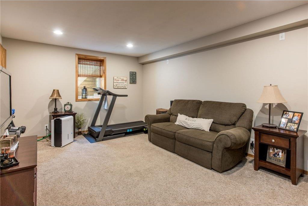 Brandon, Minnesota, 56315, United States, 4 Bedrooms Bedrooms, ,1 BathroomBathrooms,Residential,For Sale,1976926