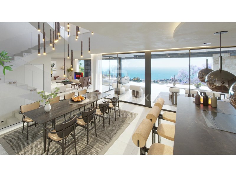 Málaga, Andalusia, ES, 4 Bedrooms Bedrooms, ,3 BathroomsBathrooms,Residential,For Sale,1804044
