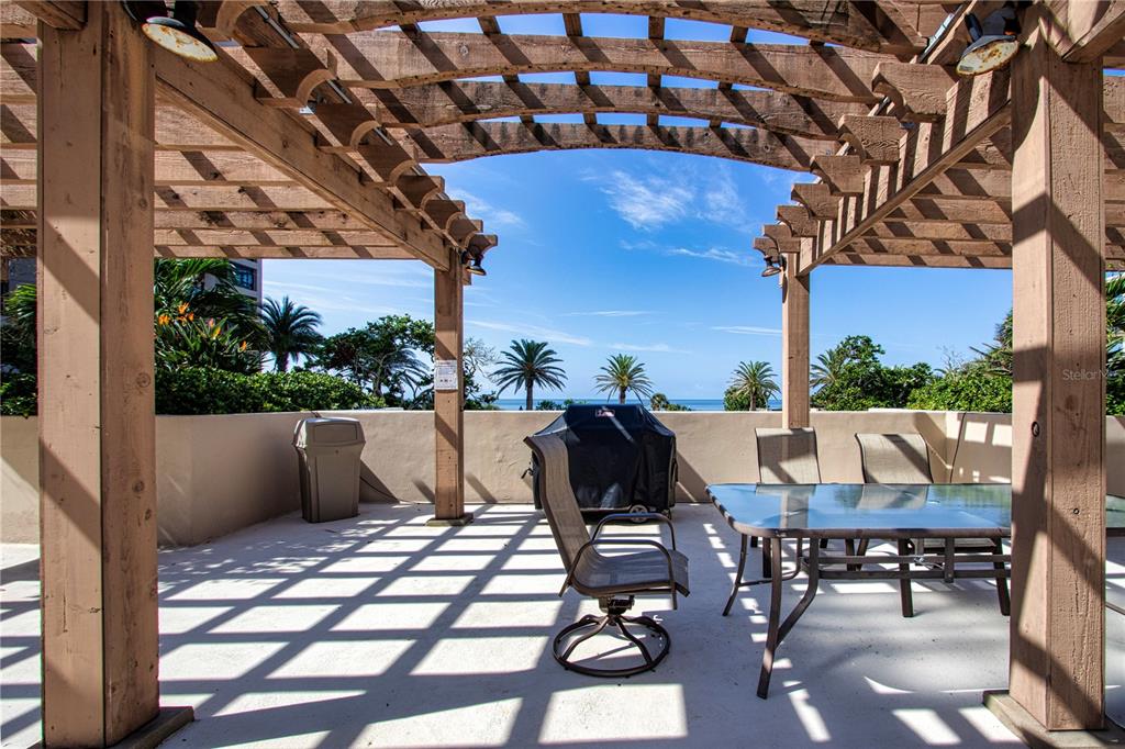 Longboat Key, Florida, 34228, United States, 2 Bedrooms Bedrooms, ,2 BathroomsBathrooms,Residential,For Sale,1993516