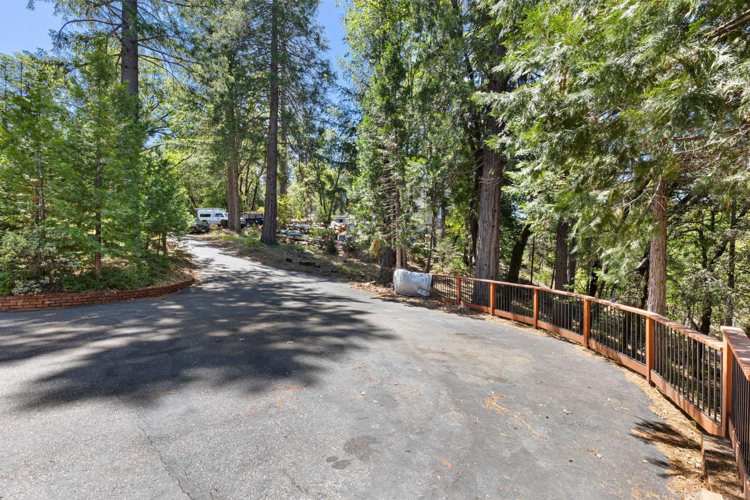 Colfax, California, 95713, United States, 4 Bedrooms Bedrooms, ,3 BathroomsBathrooms,Residential,For Sale,1927912