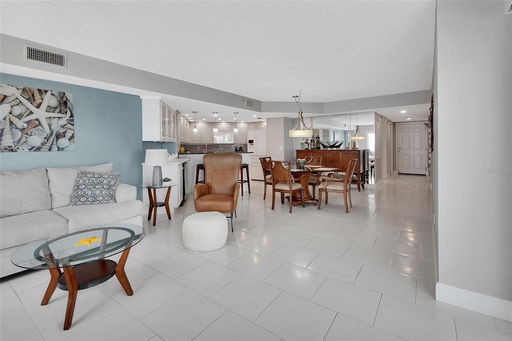 Daytona Beach Shores, Florida, 32118, United States, 2 Bedrooms Bedrooms, ,2 BathroomsBathrooms,Residential,For Sale,1906668