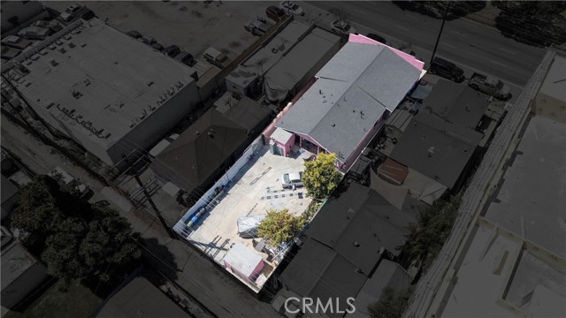 Los Angeles, California, 90044, United States, 2 Bedrooms Bedrooms, ,Residential,For Sale,1869360