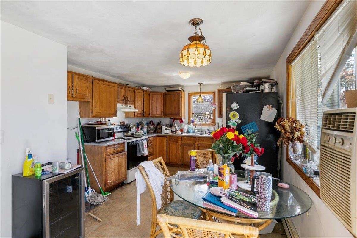 Milton, New Hampshire, 03851, United States, ,Residential,For Sale,1982719