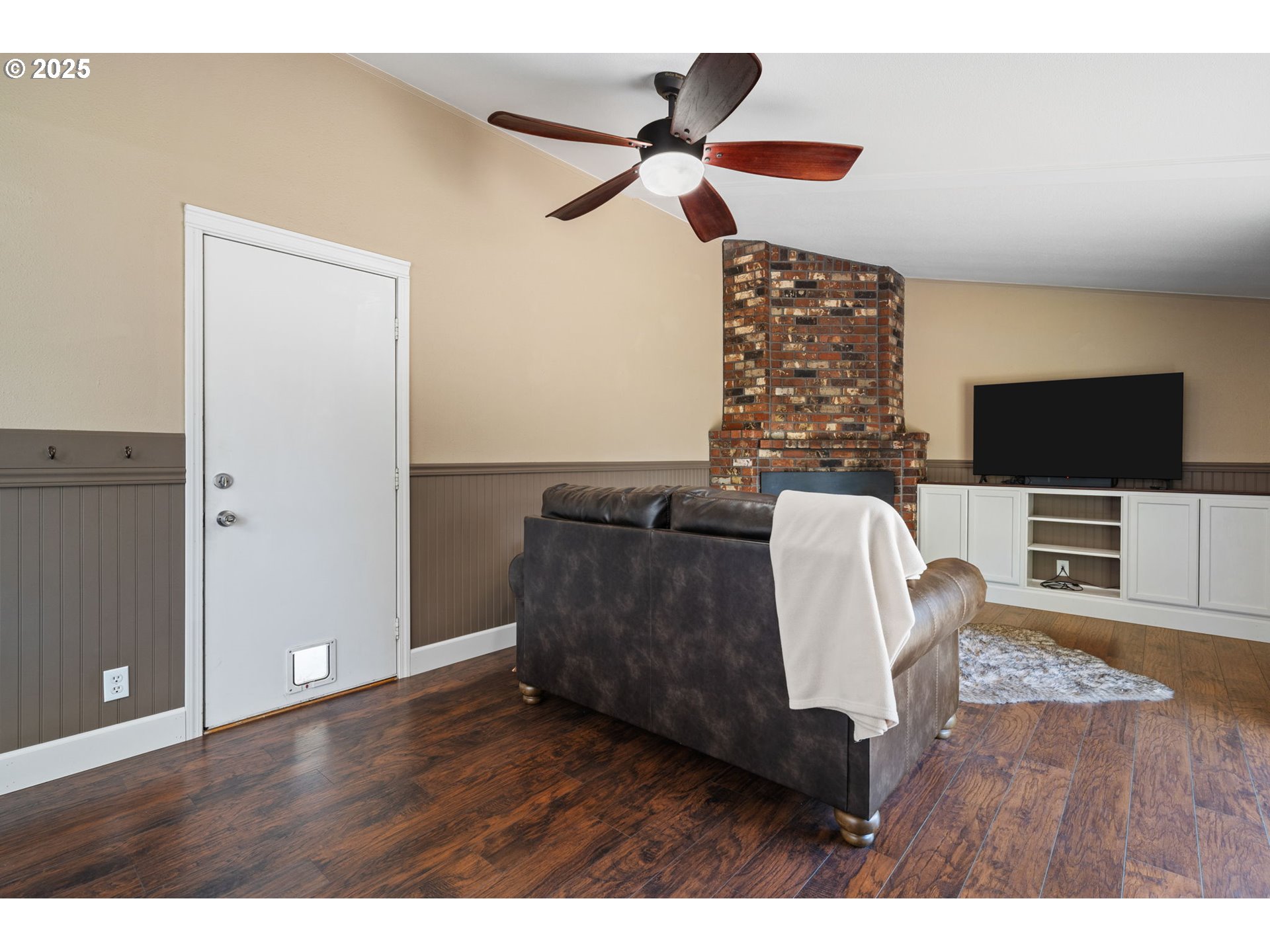 Vancouver, Washington, 98682, United States, 4 Bedrooms Bedrooms, ,2 BathroomsBathrooms,Residential,For Sale,1987487