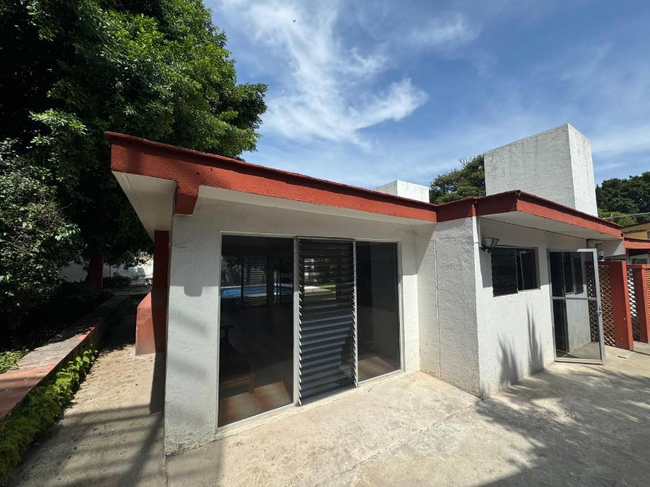 Tabachin, Cuernavaca, Morelos, 62343, Mexico, 4 Bedrooms Bedrooms, ,4 BathroomsBathrooms,Residential,For Sale,Tabachin,1620946