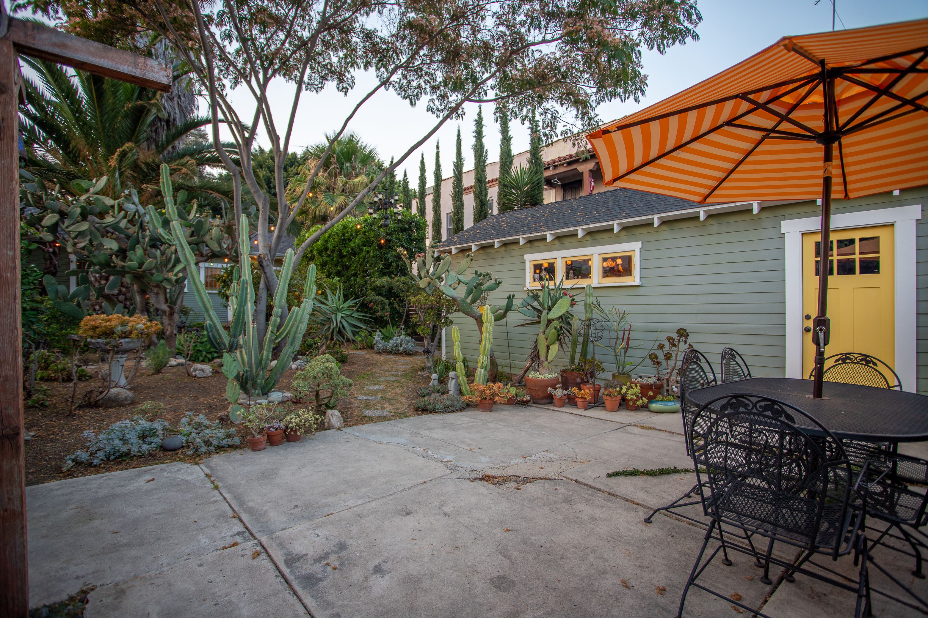 5836 La Mirada Avenue - 物件實景