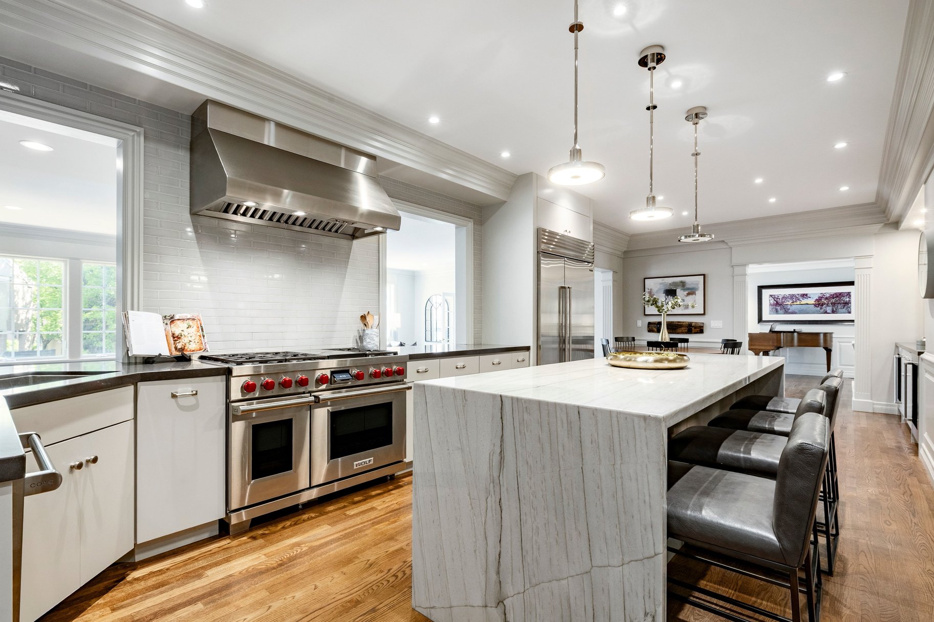  BEAUTIFULLY UPDATED FEDERAL HEIGHTS TWO STORY HOME - 物件實景