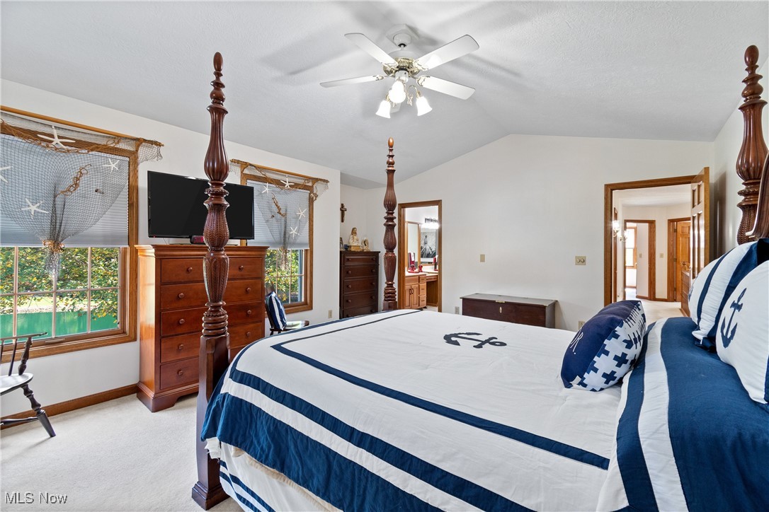 Uniontown, Ohio, 44685, United States, 5 Bedrooms Bedrooms, ,4 BathroomsBathrooms,Residential,For Sale,1947066