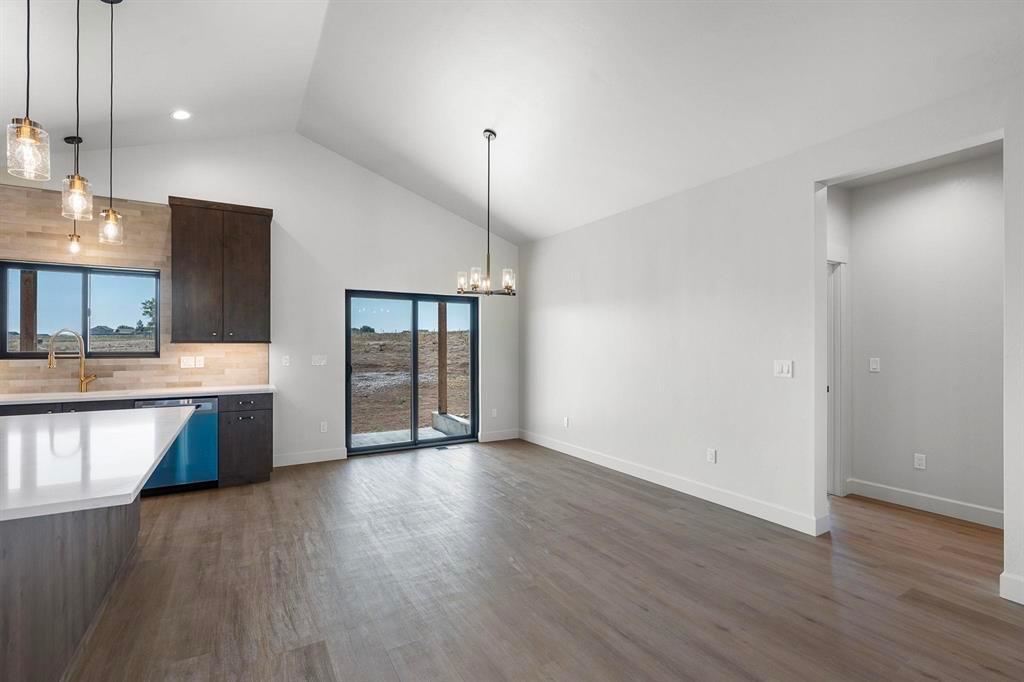 Durango, Colorado, 81303, United States, 3 Bedrooms Bedrooms, ,2 BathroomsBathrooms,Residential,For Sale,1895691
