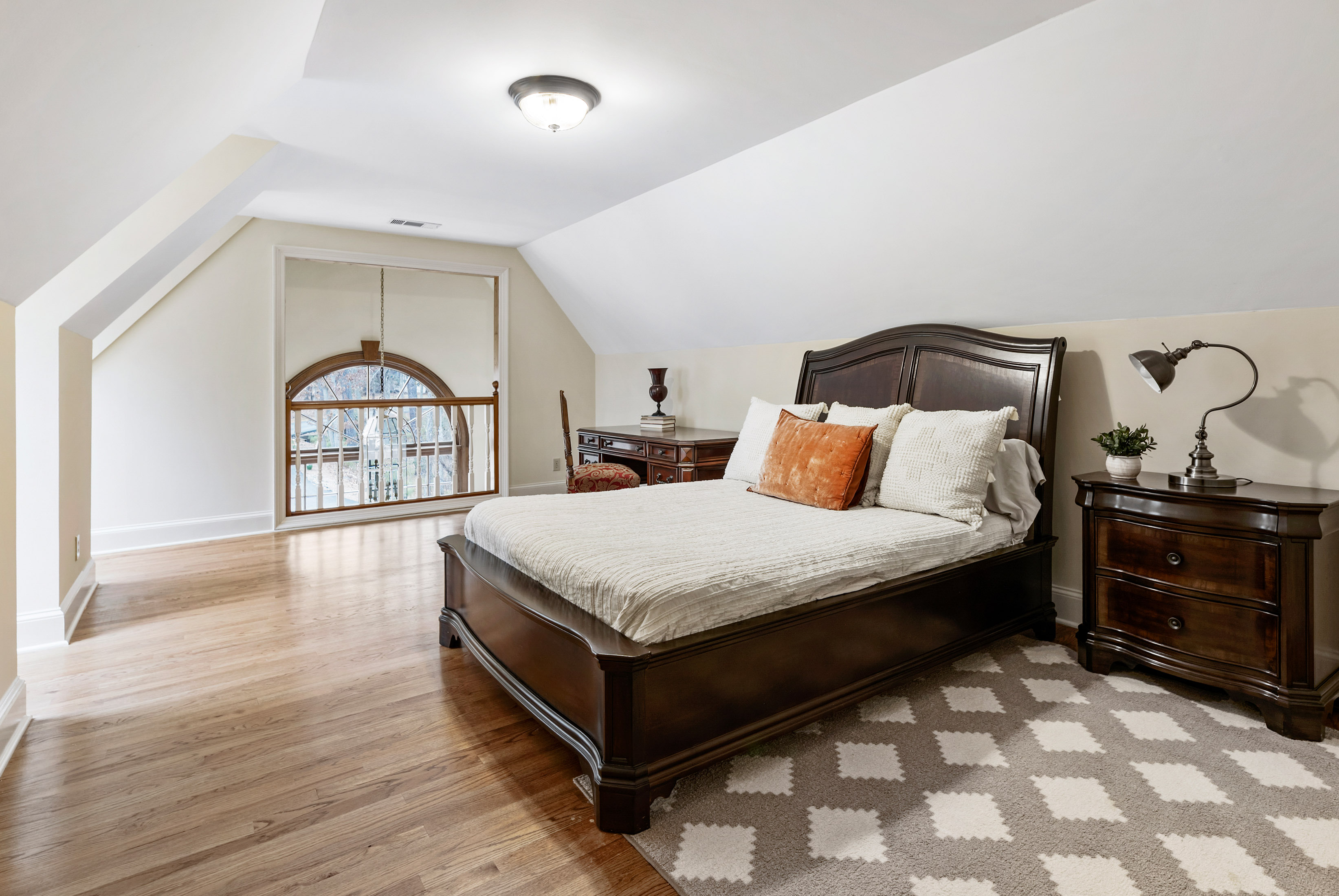  Exquisite Home Reminiscent of Classic 1960s Hollywood Glamour - 物件實景