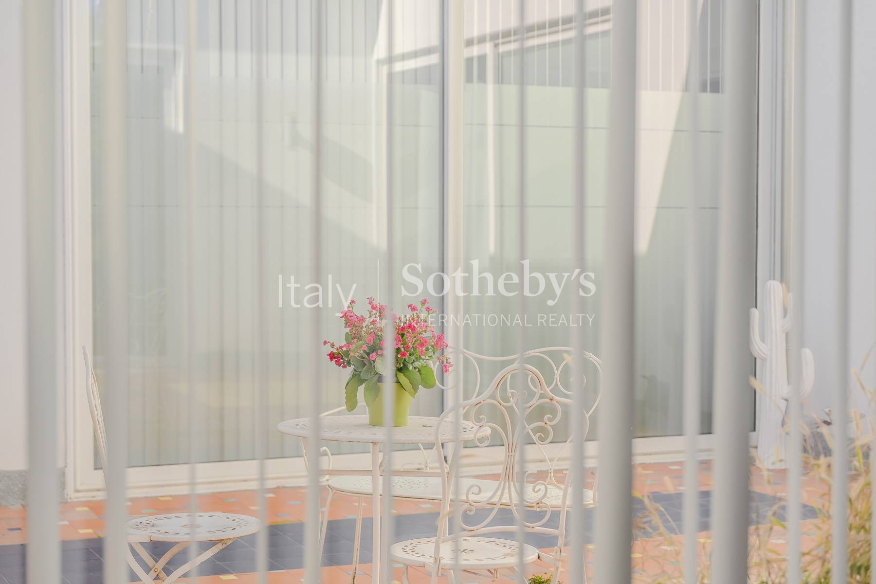  Modern villa surrounded by nature - 物件實景