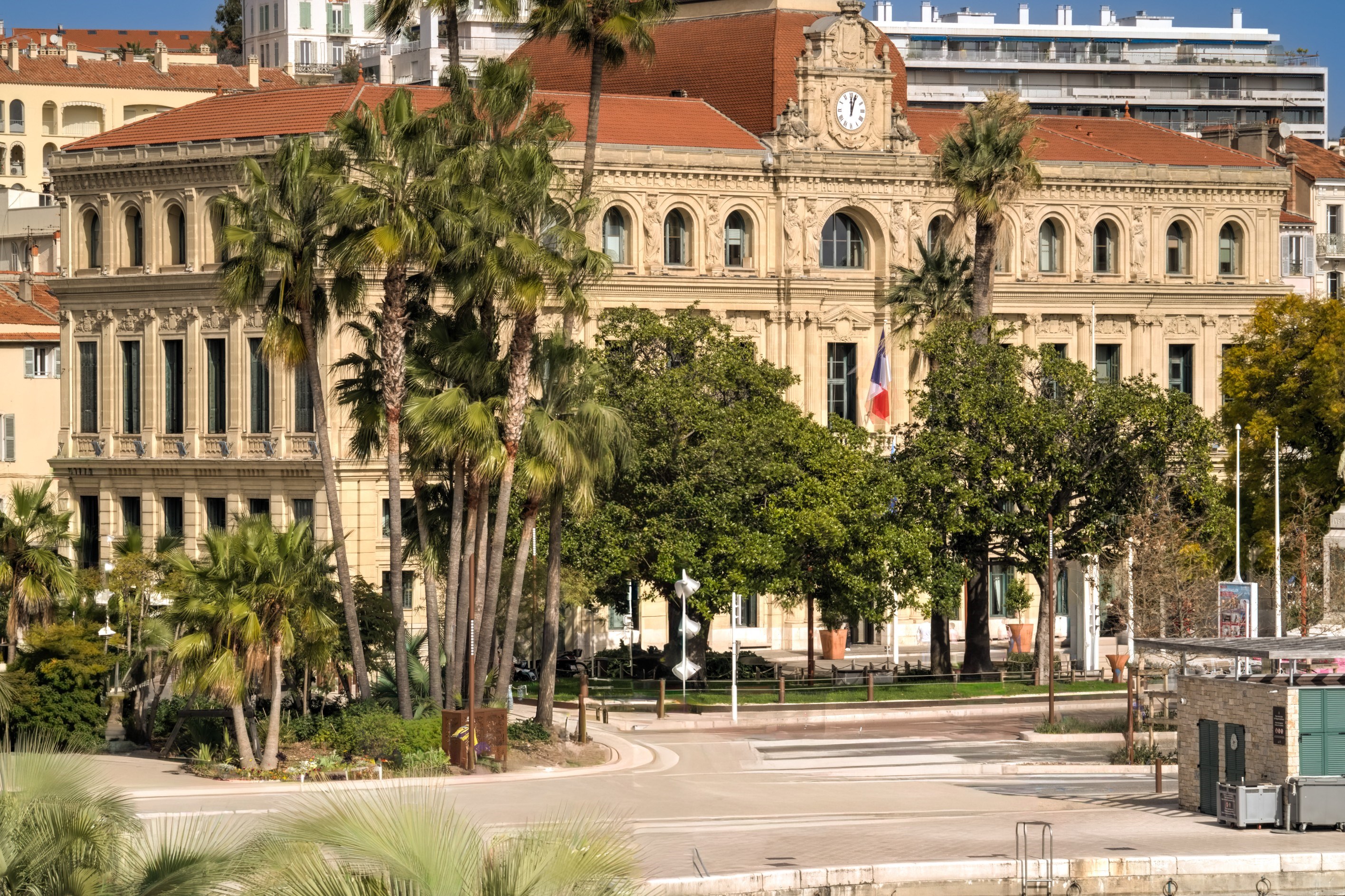  Cannes 2 bedroom apartment 55 sqm with Old Port view, quai Saint-Pierre - 物件實景
