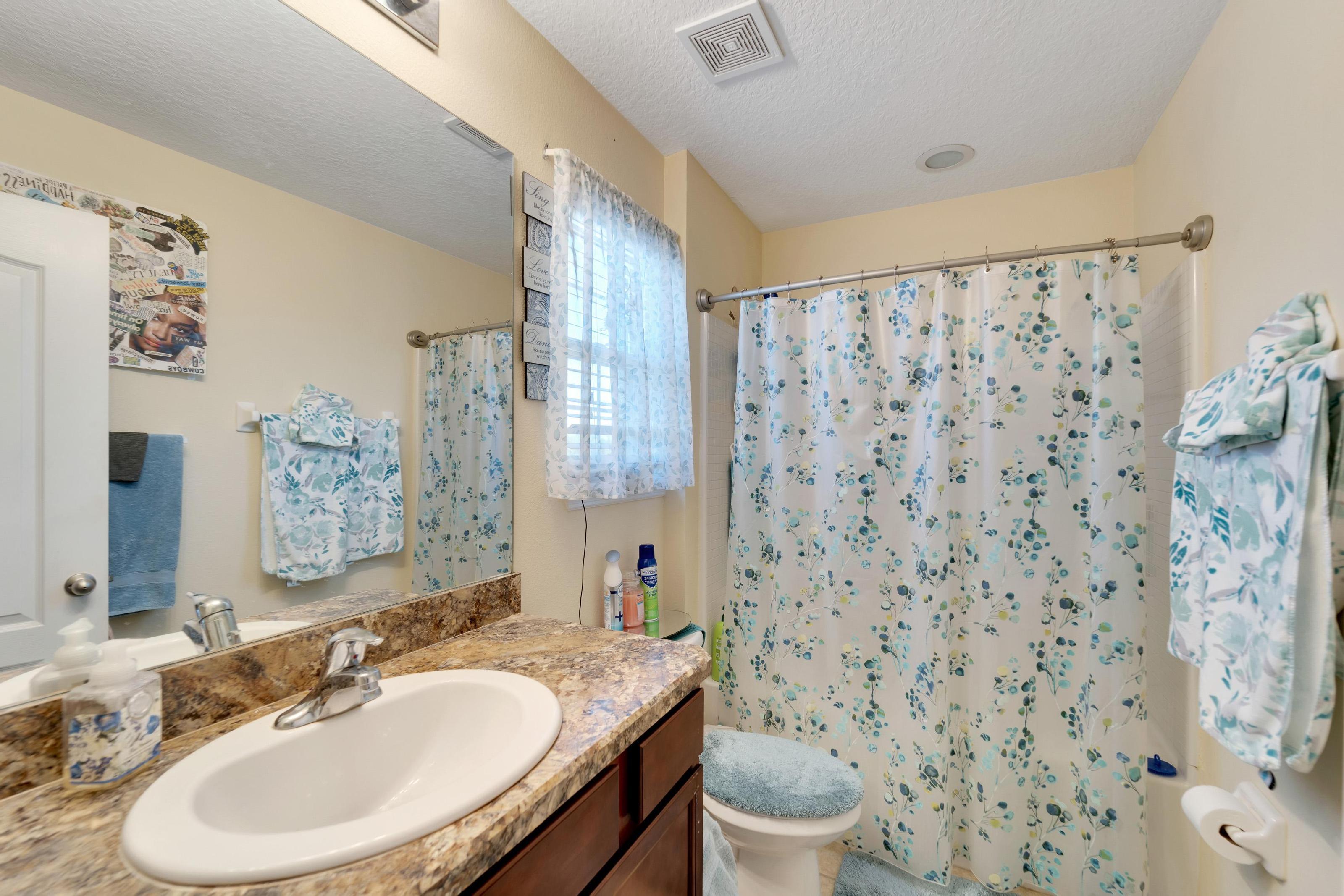 Riverview, Florida, 33578, United States, 5 Bedrooms Bedrooms, ,5 BathroomsBathrooms,Residential,For Sale,1869985