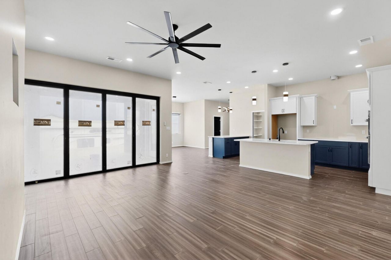 Albuquerque, New Mexico, 87120, United States, 3 Bedrooms Bedrooms, ,3 BathroomsBathrooms,Residential,For Sale,1876398