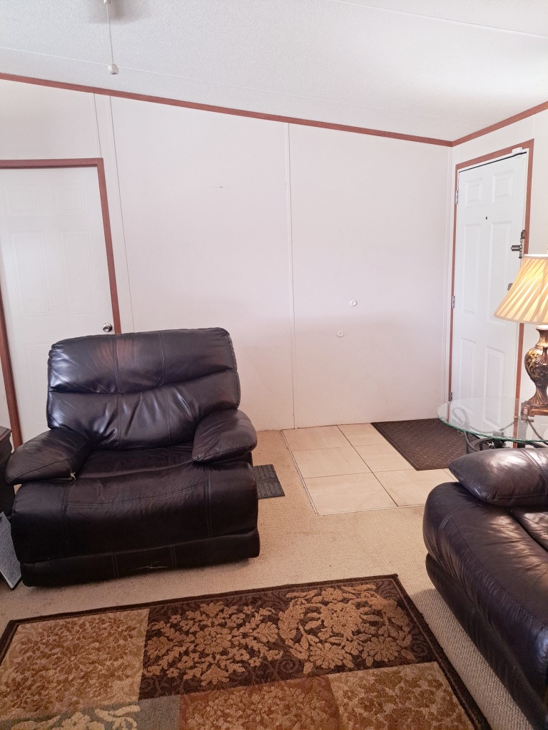 Crescent City, Florida, 32112, United States, 3 Bedrooms Bedrooms, ,Residential,For Sale,1943511