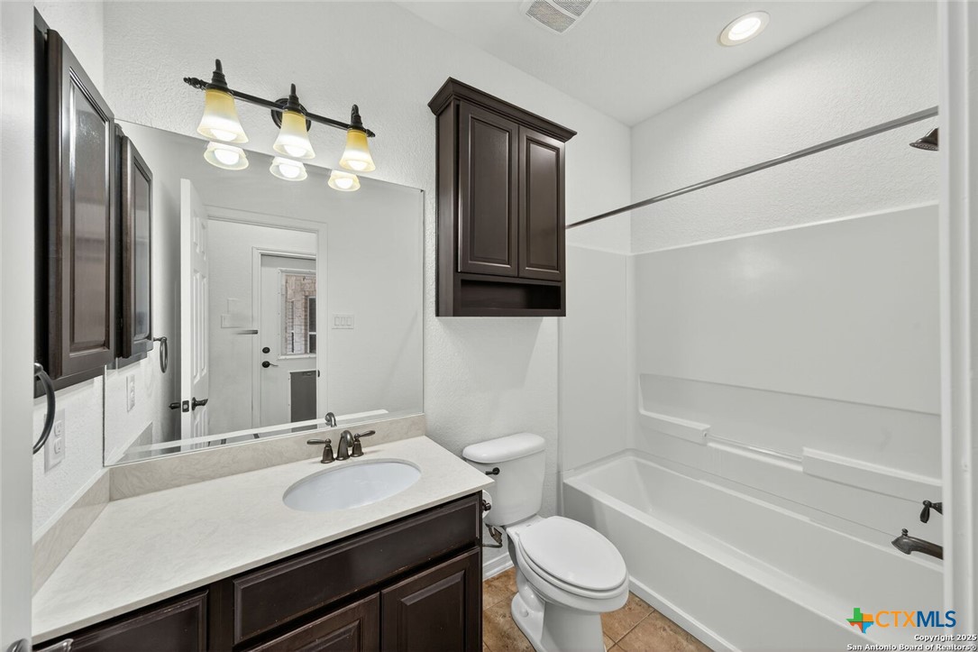 San Antonio, Texas, 78255, United States, 4 Bedrooms Bedrooms, ,3 BathroomsBathrooms,Residential,For Sale,1989721