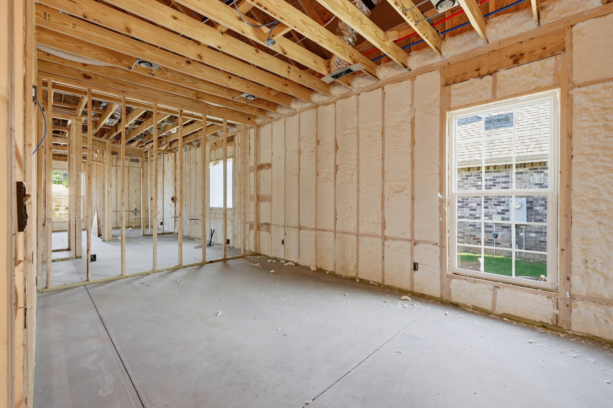 Clarksville, Tennessee, 37043, United States, 3 Bedrooms Bedrooms, ,2 BathroomsBathrooms,Residential,For Sale,2034809