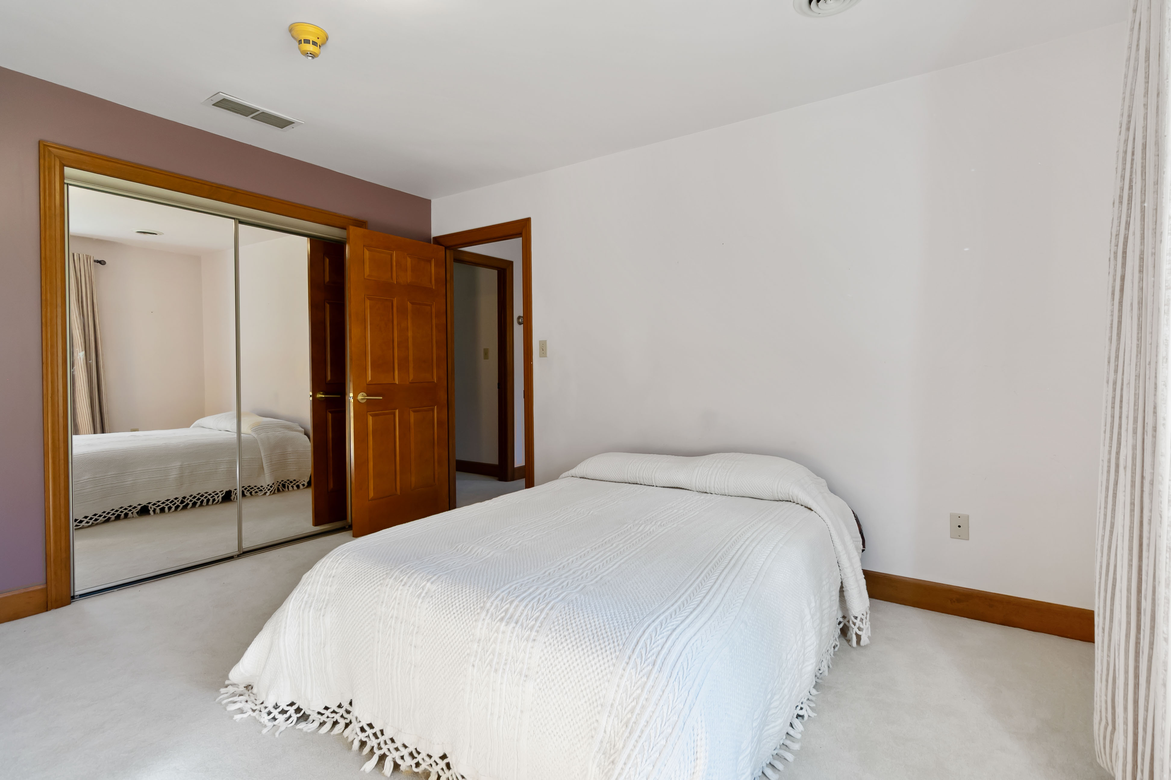 Somerset, Kentucky, 42501, United States, 4 Bedrooms Bedrooms, ,3 BathroomsBathrooms,Residential,For Sale,1980491