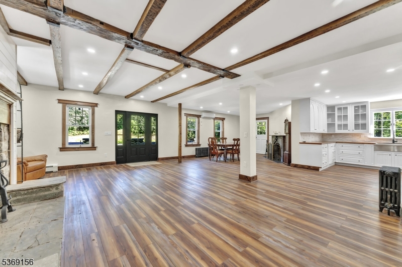 Blairstown Twp., New Jersey, 07825, United States, 4 Bedrooms Bedrooms, ,4 BathroomsBathrooms,Residential,For Sale,1901840