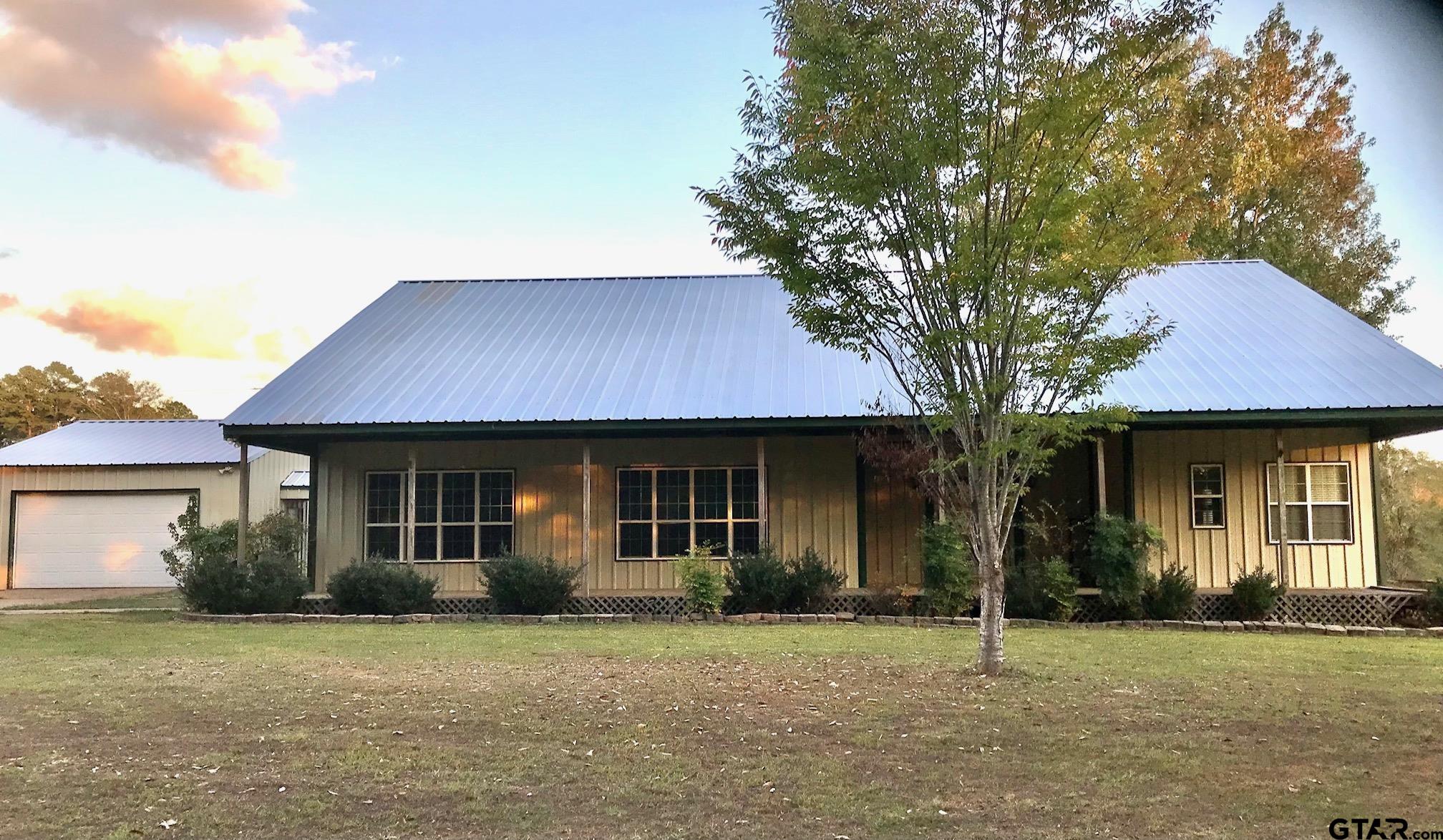 730 AN Cr 314, Palestine, Texas, 75803, United States, 7 Bedrooms Bedrooms, ,6 BathroomsBathrooms,Residential,For Sale,730 AN Cr 314,1628976