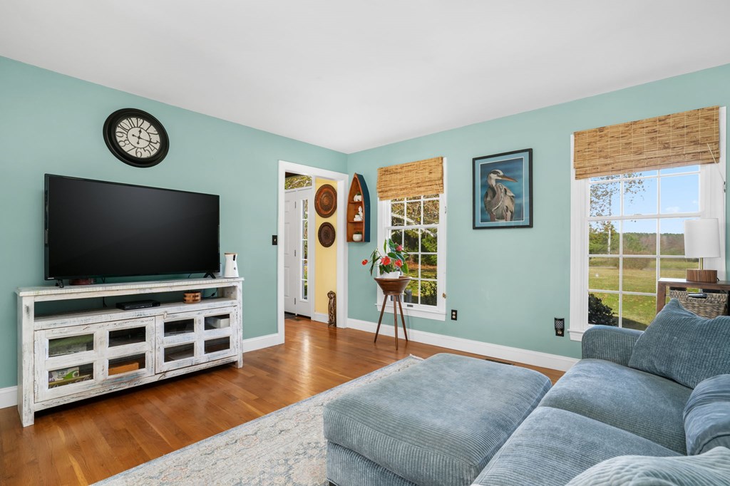 Onancok, Virginia, 23417, United States, 3 Bedrooms Bedrooms, ,3 BathroomsBathrooms,Residential,For Sale,1992886